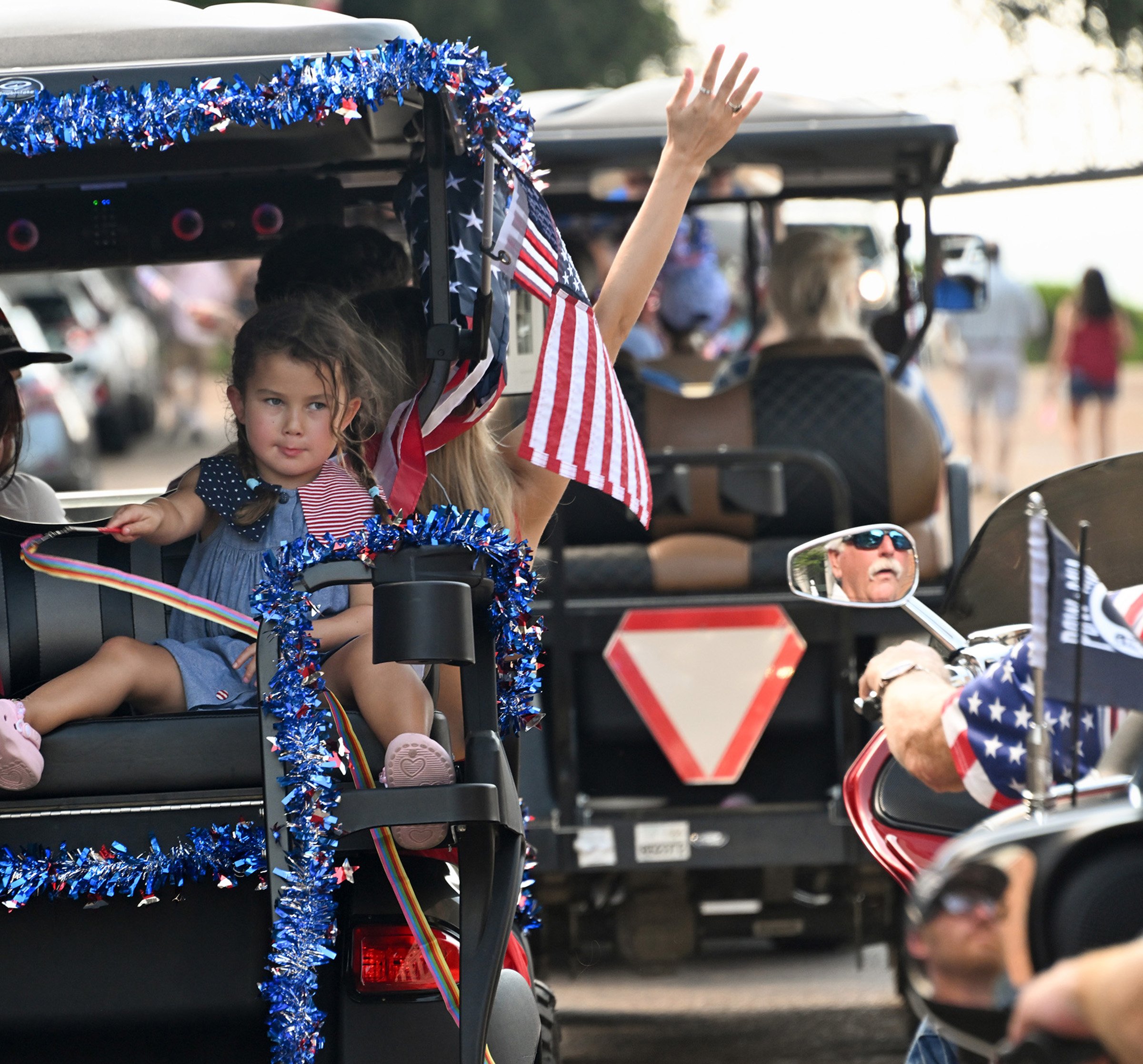 Parade13.jpg