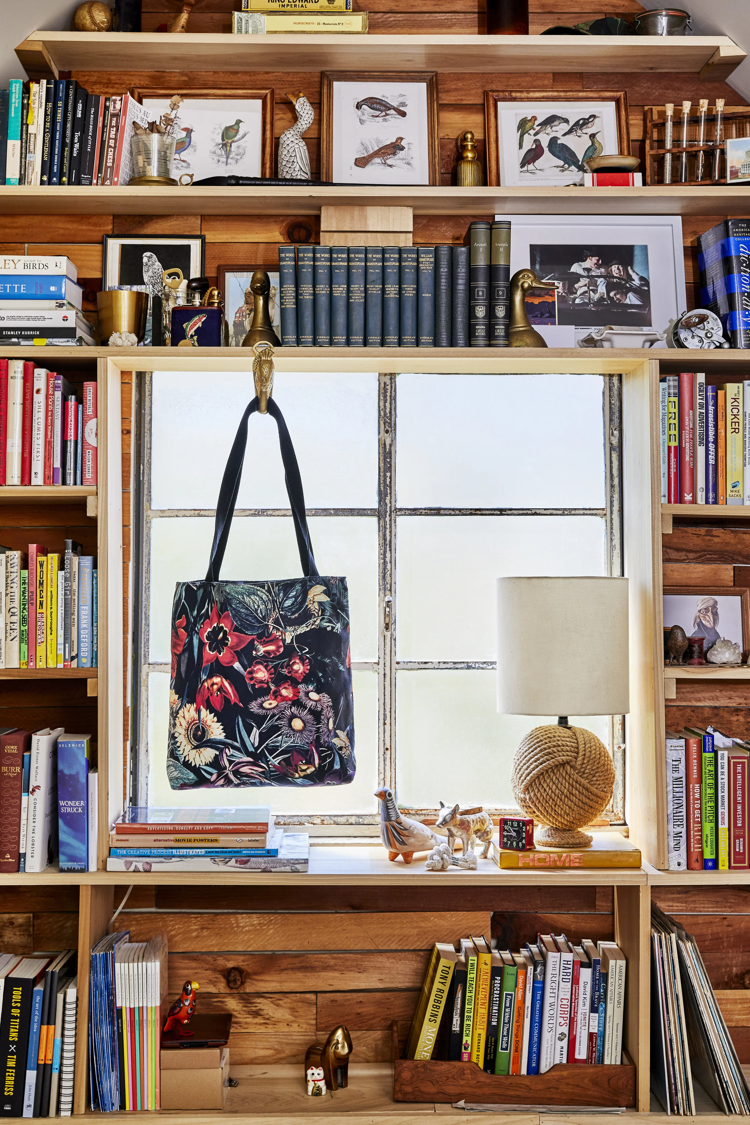 2018 THROW PILLOW CAMPAIGN Client: Redbubble Photographer: Cera Hensley Art Direction: Sharmini Subramaniam Producer and Props: Danielle Wood