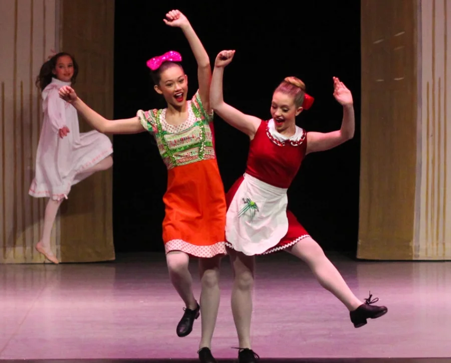 Act-2-04-Gumdrops-and-Elves-5-1024x748.jpg