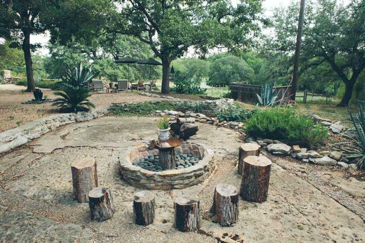 SP6Ready_RedBirdFarm_018_750.gif