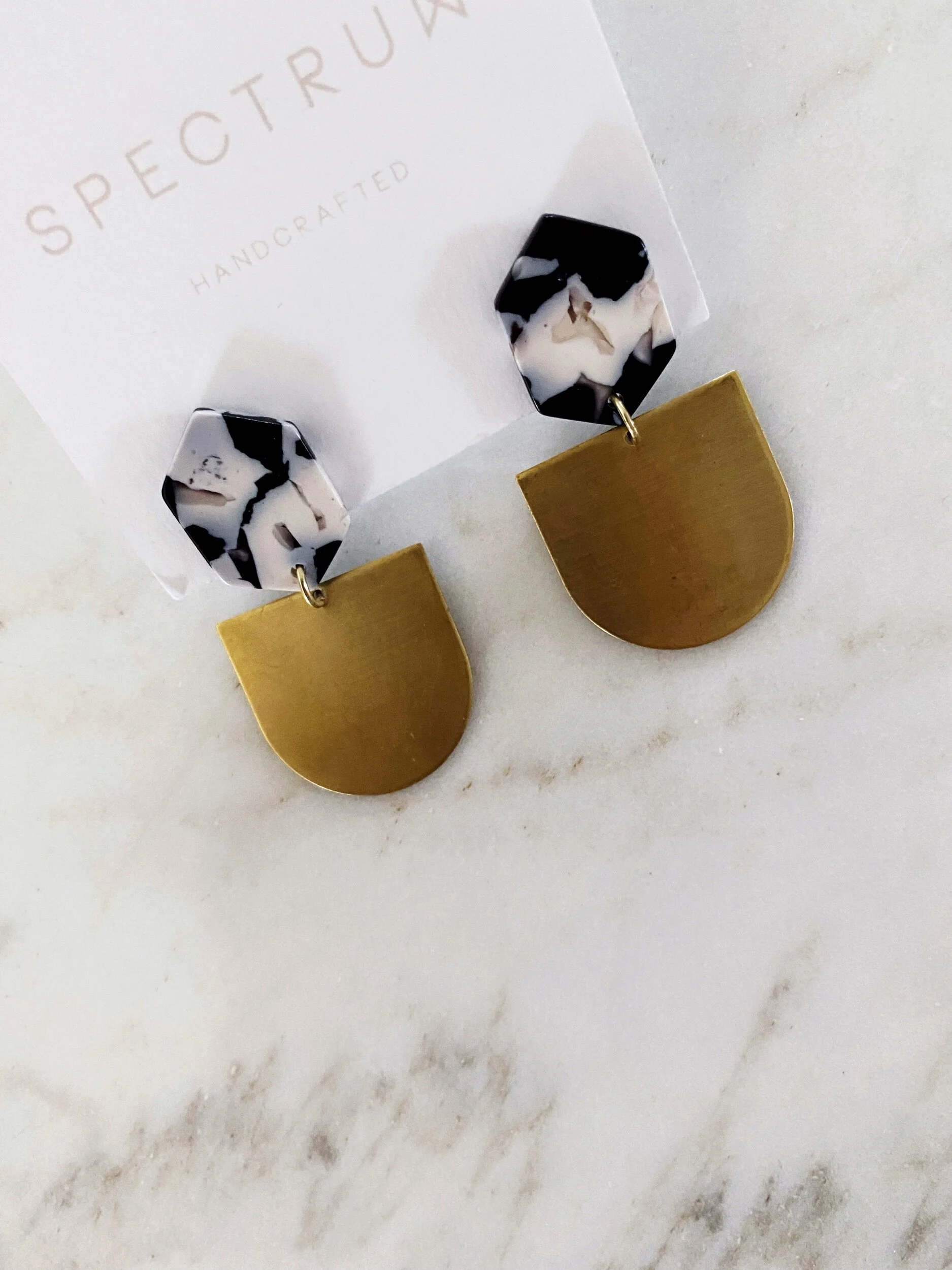 0421AC4C-A3D5-4D2F-BFE3-BF9BA3DA49B3