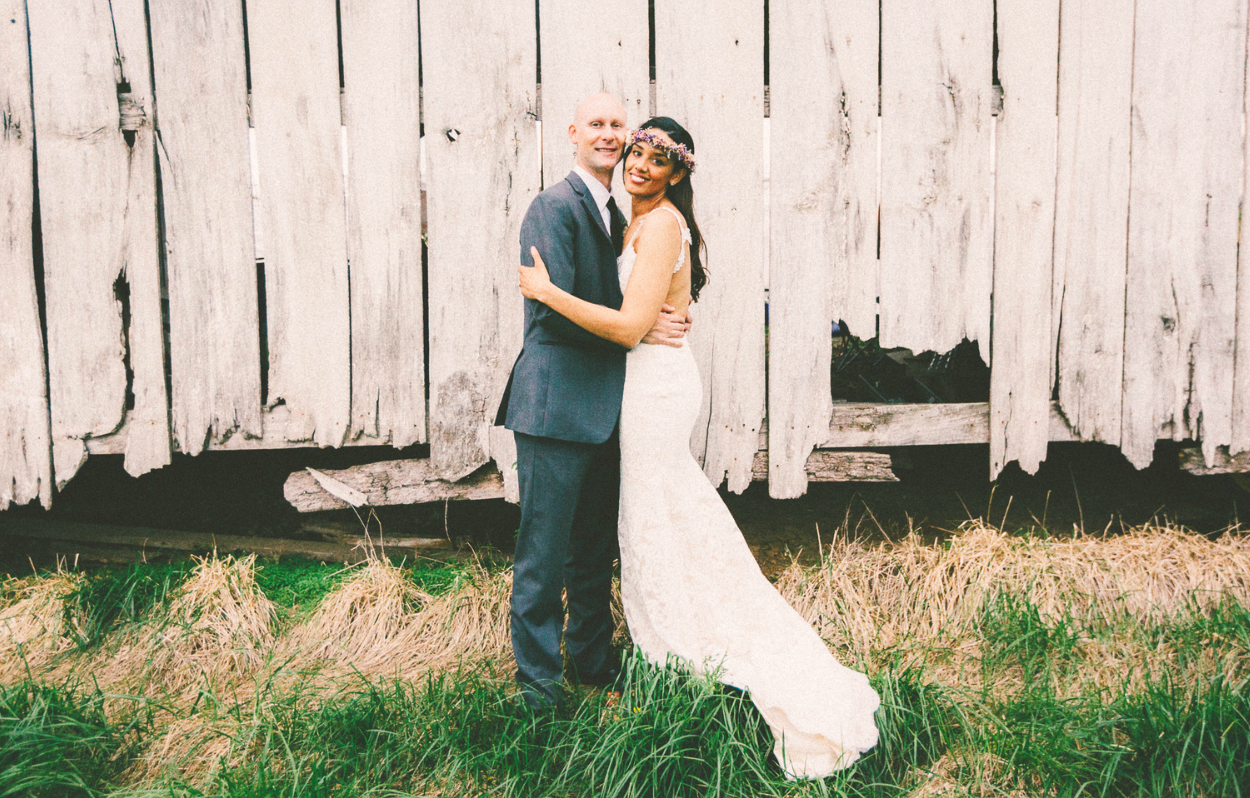 Katie_Joe_Country_Missouri_Farm_Wedding_11.png