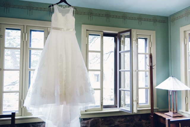 Michelle_Blake_Golden_Wedding_3.jpeg