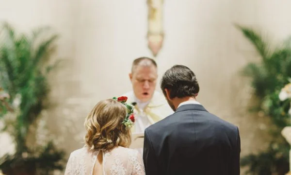 dallas-aboretum-wedding-grit-and-gold00-600x360.jpg