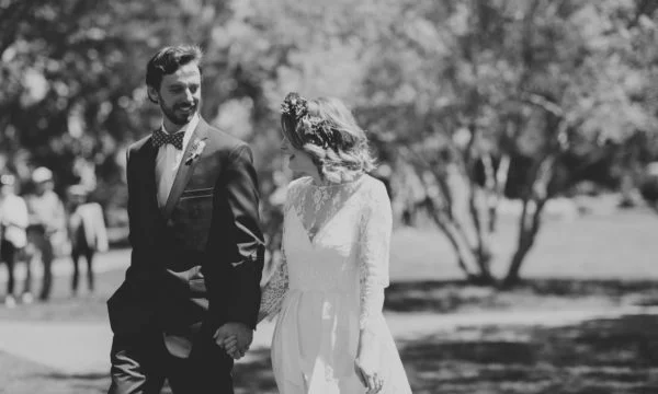 dallas-aboretum-wedding-grit-and-gold8-600x360.jpg