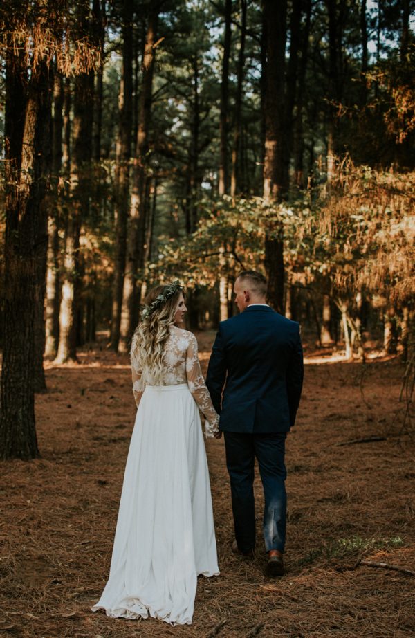 rustic-bohemian-ranch-wedding-in-oklahoma-4-600x922.jpg