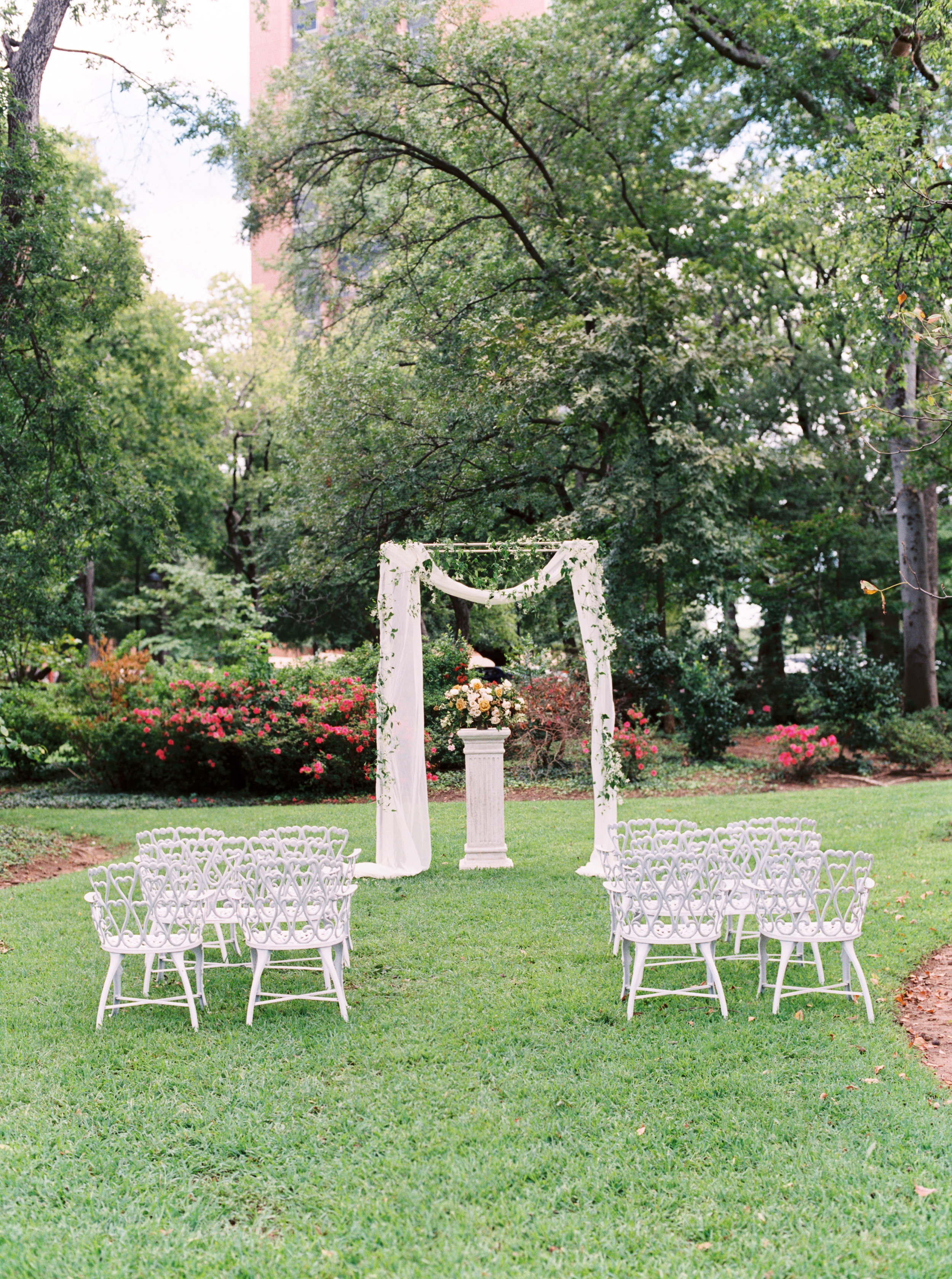 Callie Manion Photography_Garden Wedding Inspiration_111.jpg