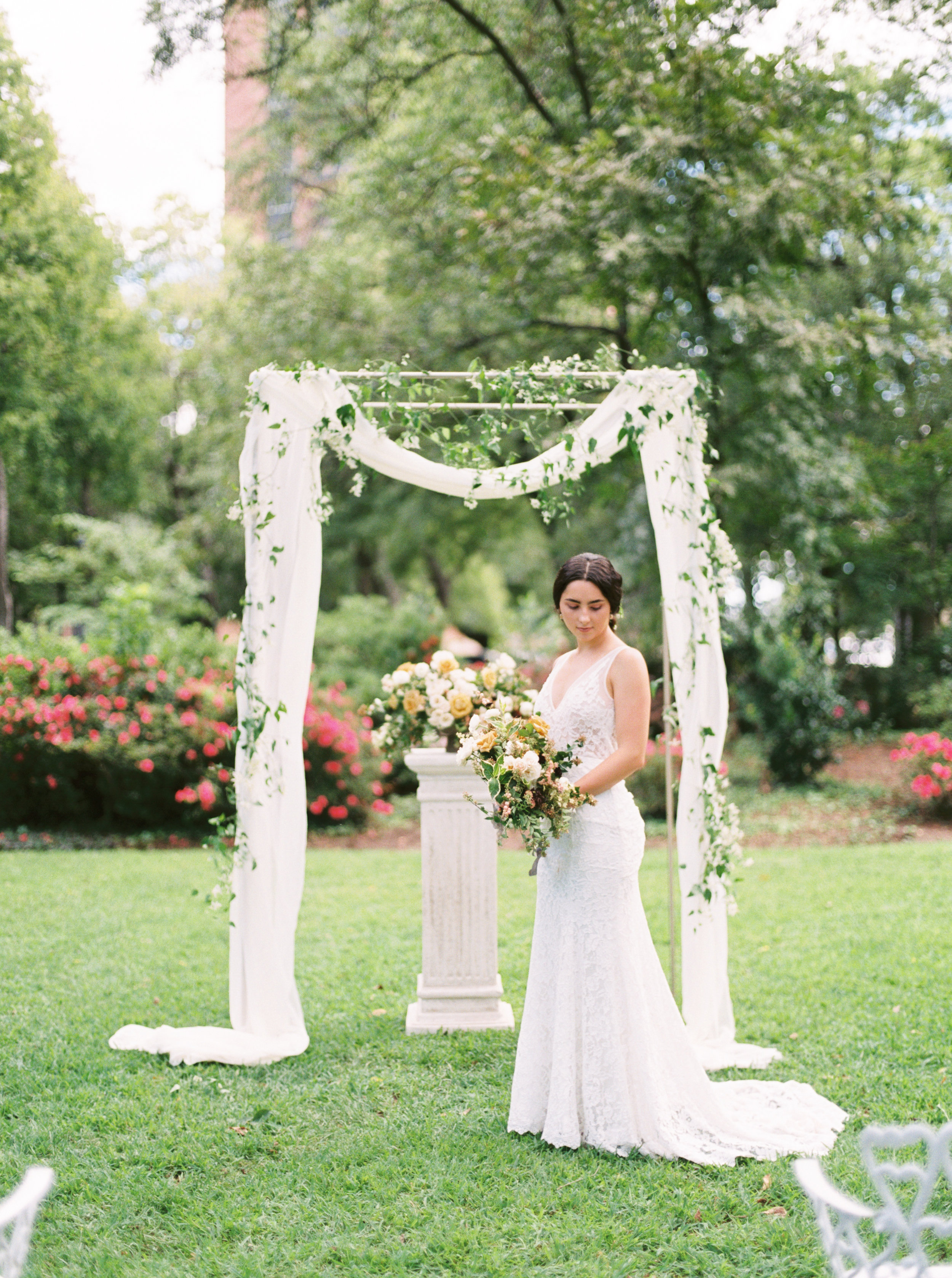 Callie Manion Photography_Garden Wedding Inspiration_129.jpg