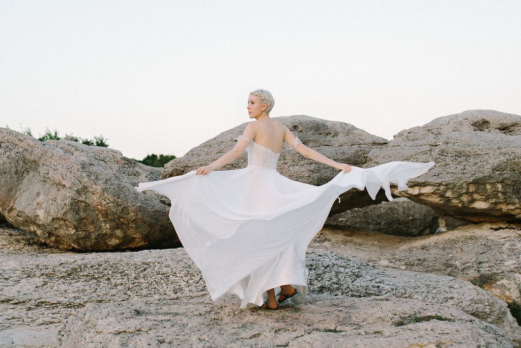 Ellen-Ashton-Photography-a&be-bridal-shop-made-with-love-bridal-Australia14.jpg