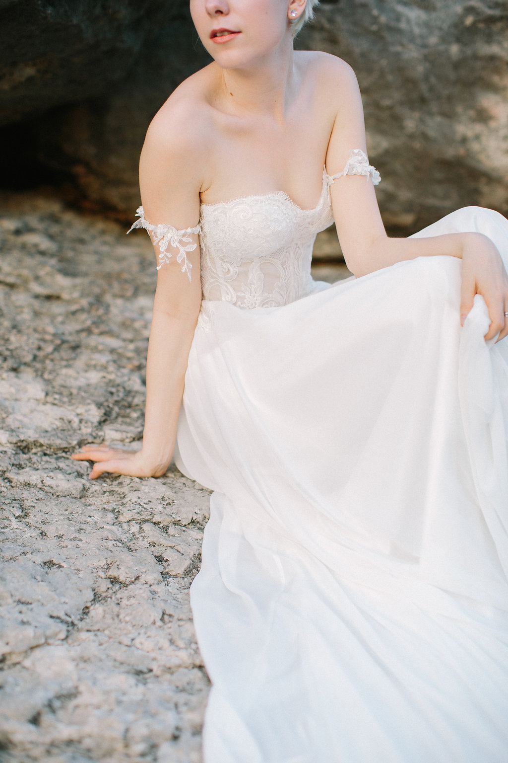 Ellen-Ashton-Photography-a&be-bridal-shop-made-with-love-bridal-Australia53.jpg