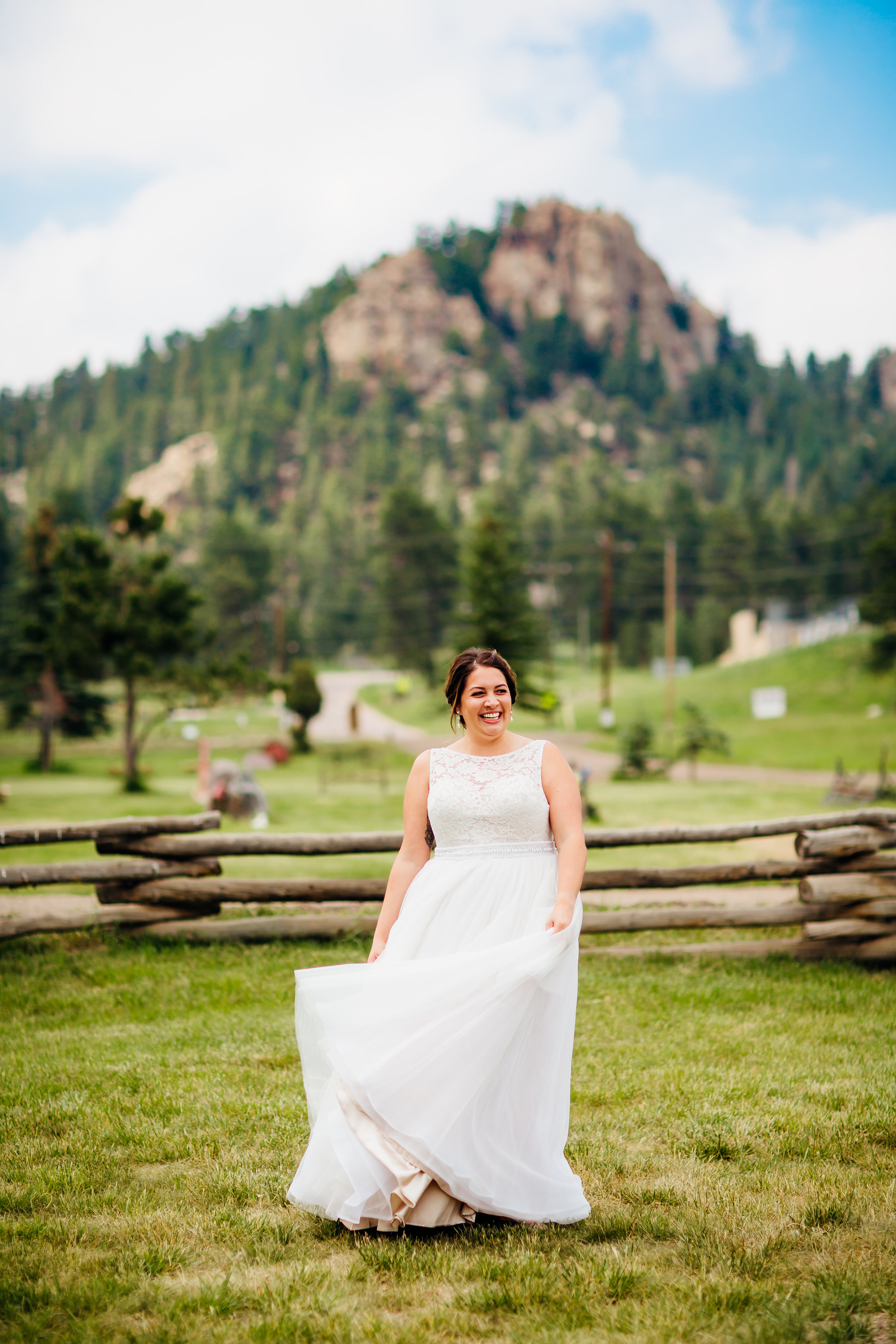 Kayla_Ted_BrideGroomPortraits-29.jpg