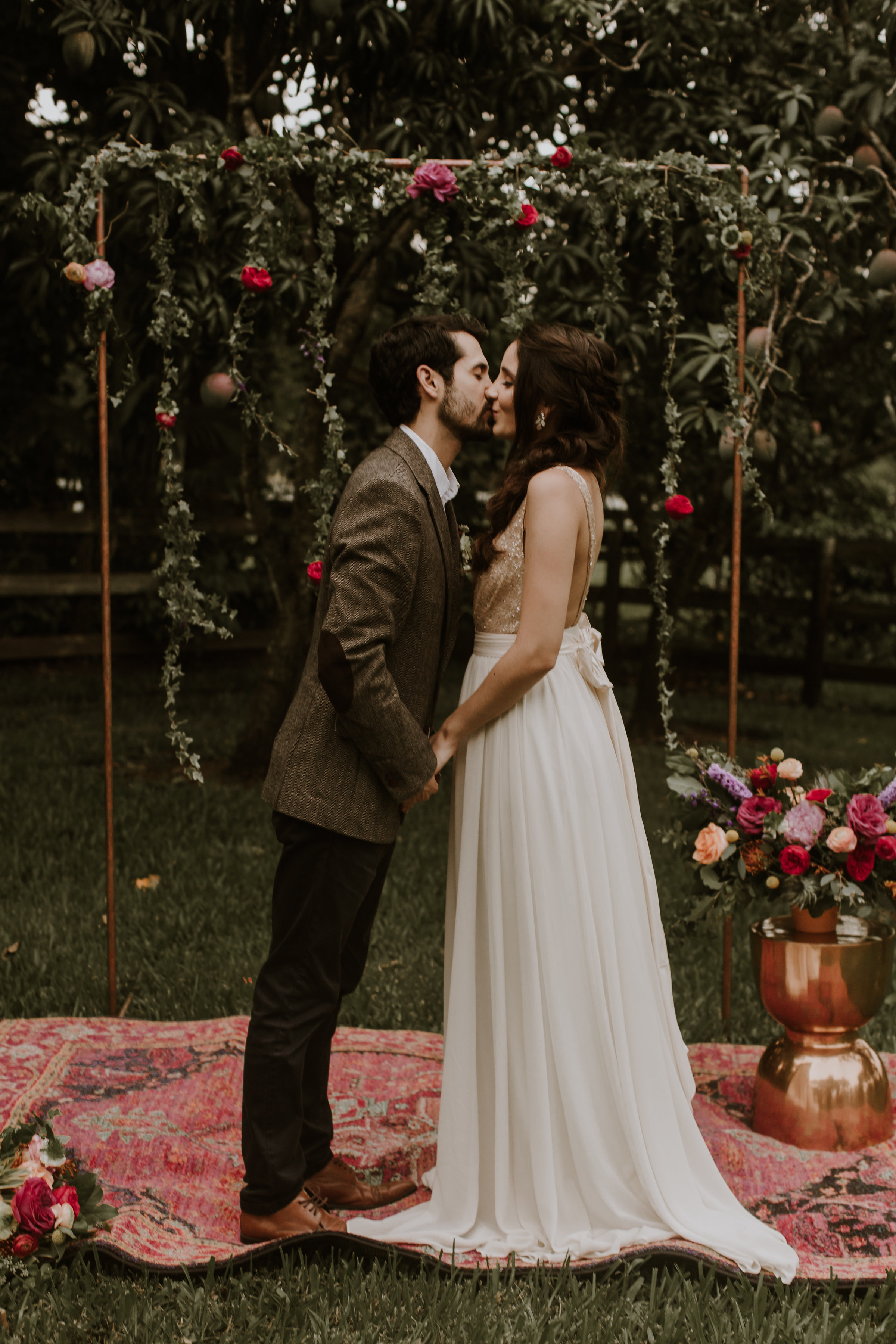 Whimsical + Boho Farm Wedding Inspo | Erika Diaz Photography｜a&bé ...