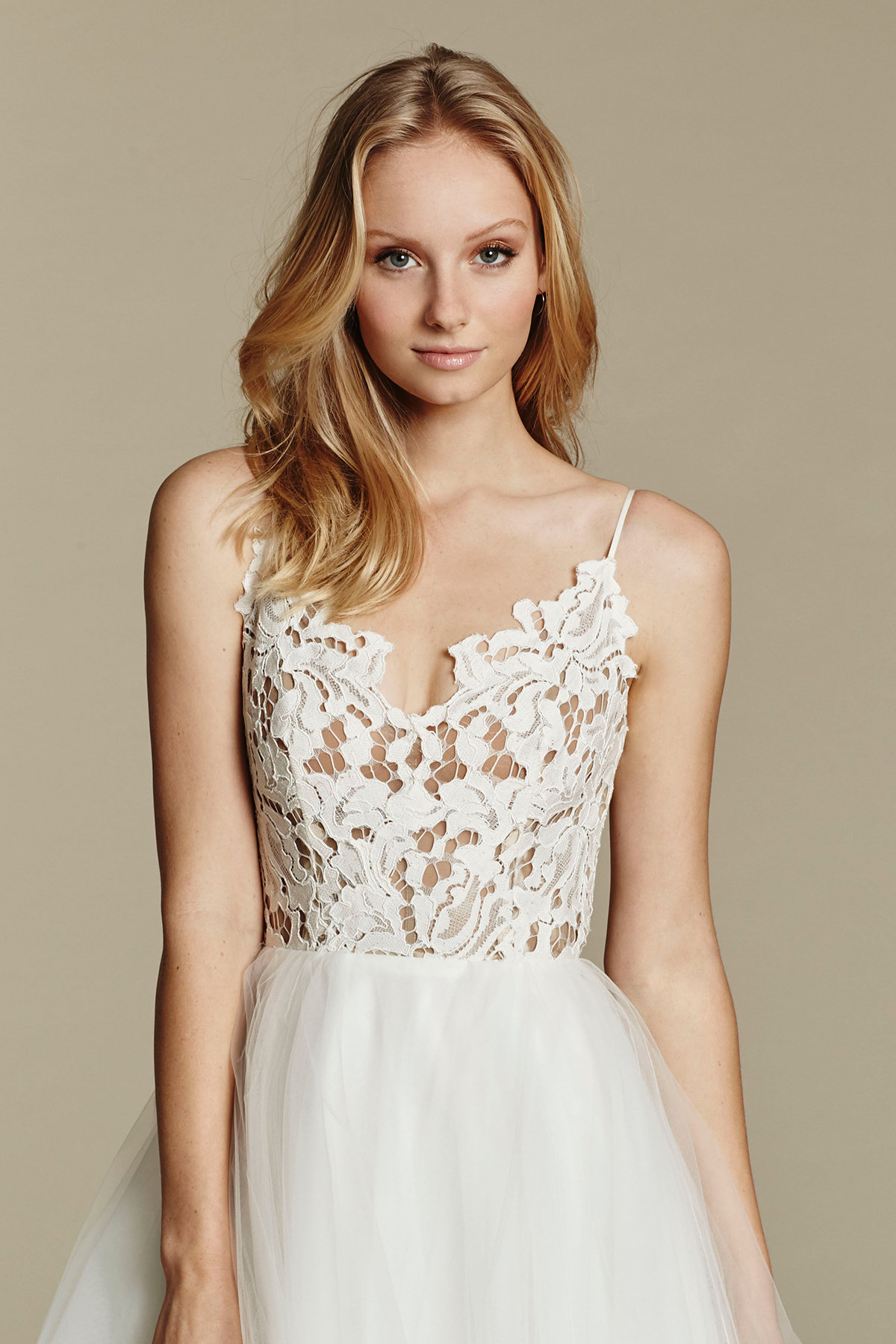 blush-hayley-paige-bridal-lace-tulle-ball-gown-scalloped-v-neck-strap-tiered-tulle-horsehair-trim-1600_x2.jpg