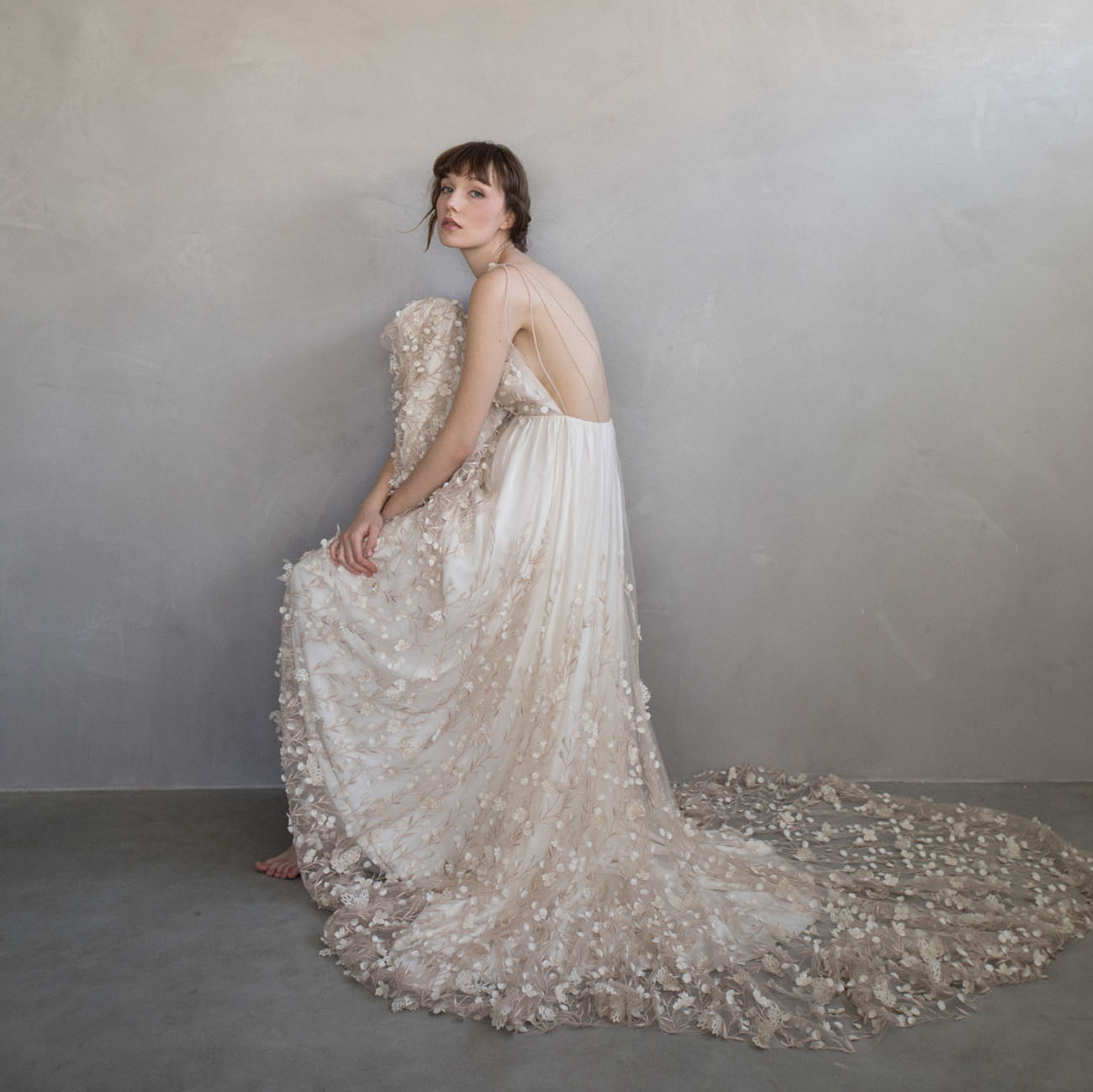 Alexandra Grecco The Magic Hour Collection｜a&bé bridal shop