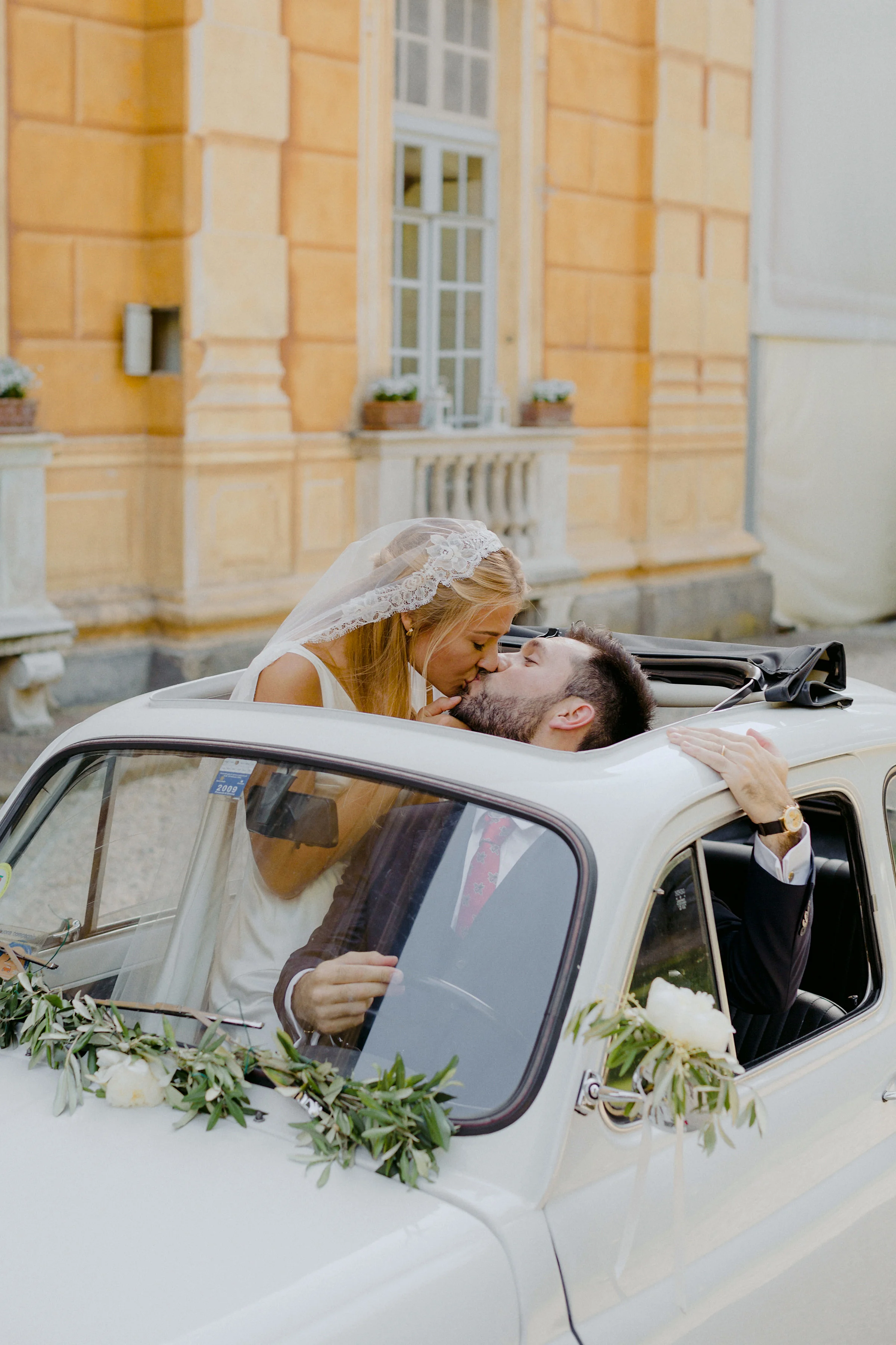 Real Wedding: Jessica + Carlo :: Italian Garden Wedding in Modern Cape Gown