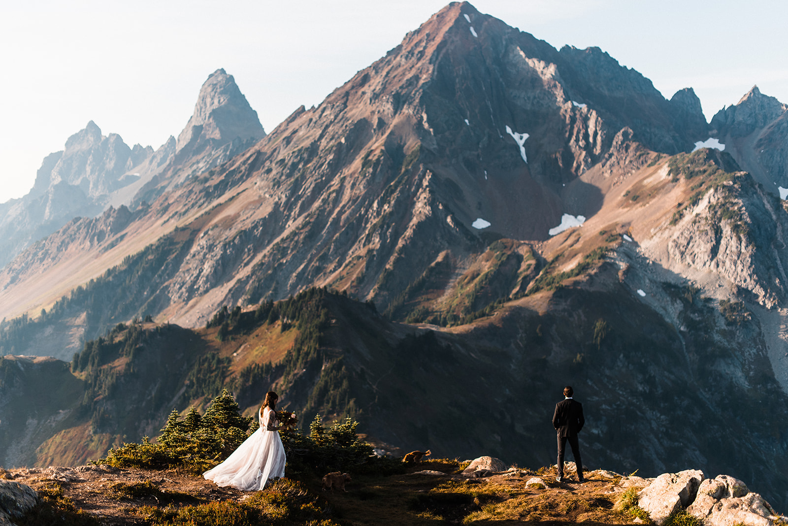 Thea_Lucas_North_Cascades_Elopement_The_Foxes_Photography_034.jpg