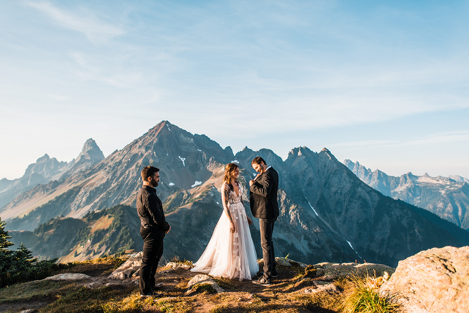 Thea_Lucas_North_Cascades_Elopement_The_Foxes_Photography_083.jpg