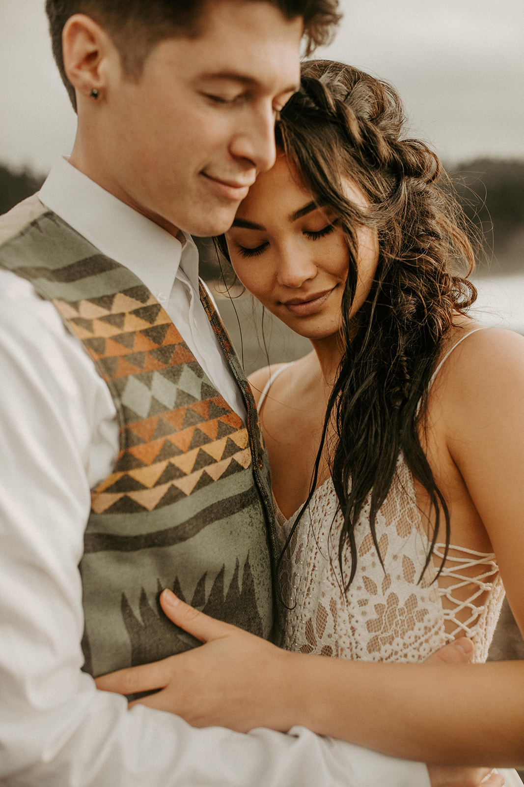 dawn-photo-olympic-national-park-elopement-la-push-boho-bride-174_websize.jpg