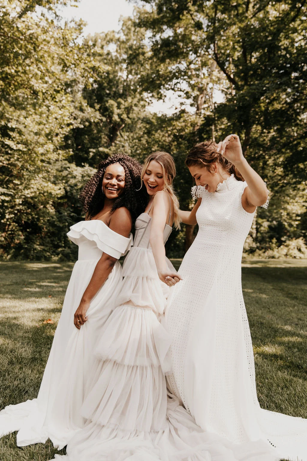 MODERN + ROMANTIC WEDDING INSPIRATION IN MINIMAL RANCH HOME