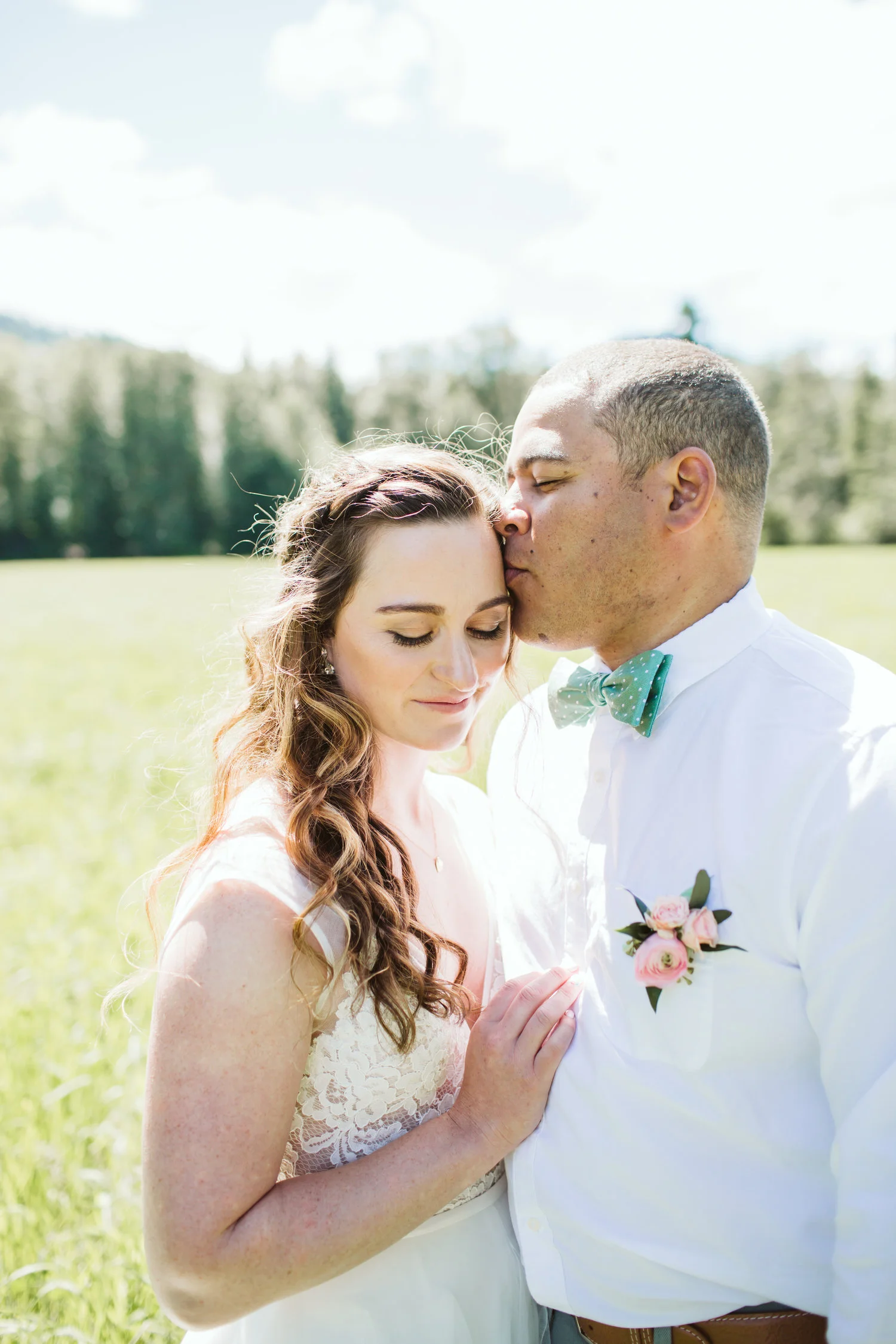 Real Wedding: Terrence + Taylor :: Rustic + Intimate Barn Wedding