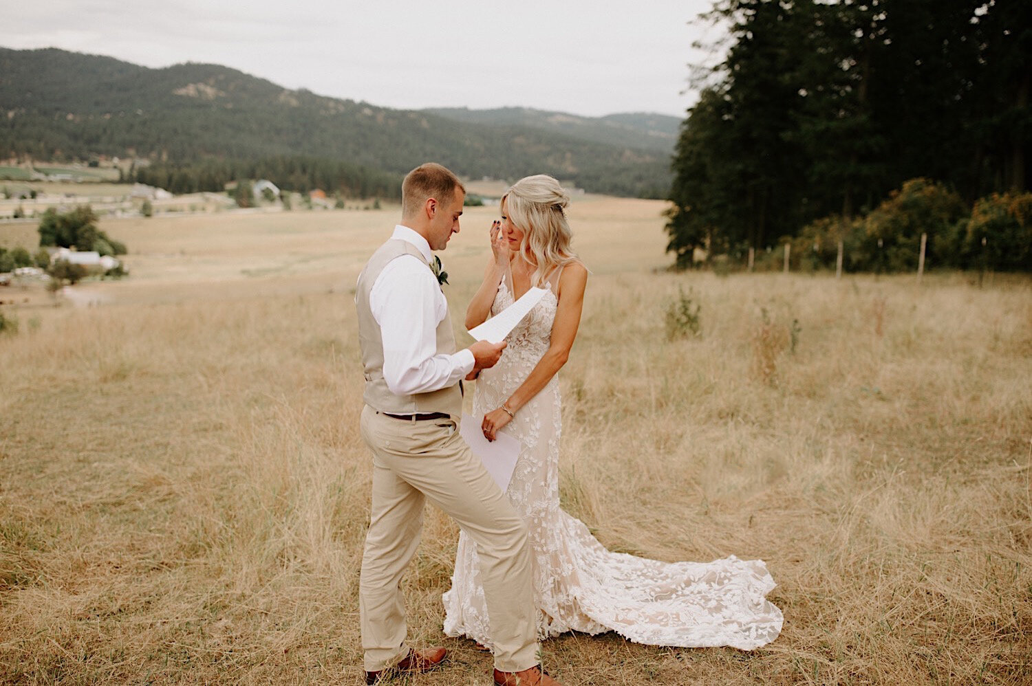 Schmidt-Cattle-Co-Spokane-Washington-Wedding-58-1.jpg