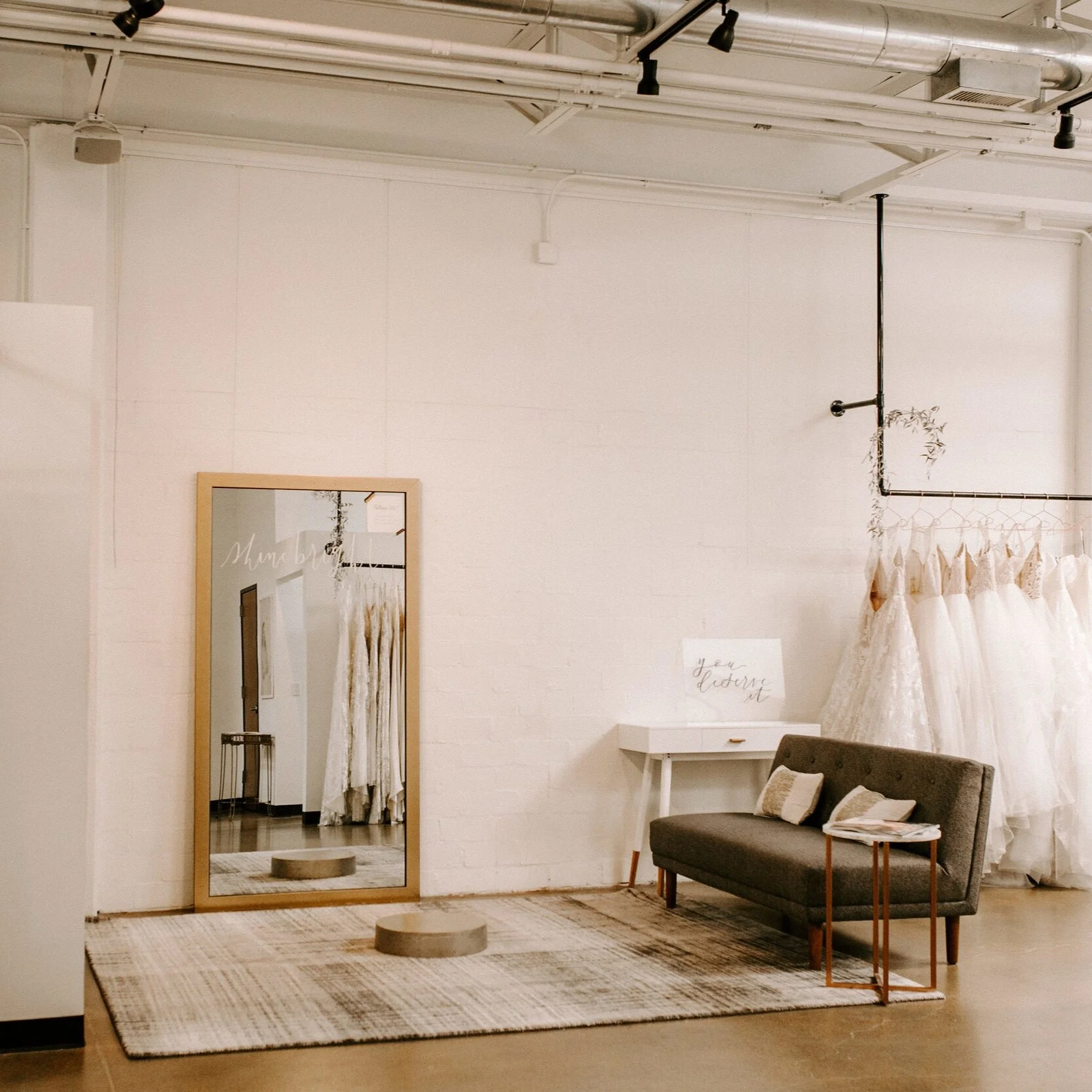 Get to know a&amp;bé bridal shop in Dallas, Texas!