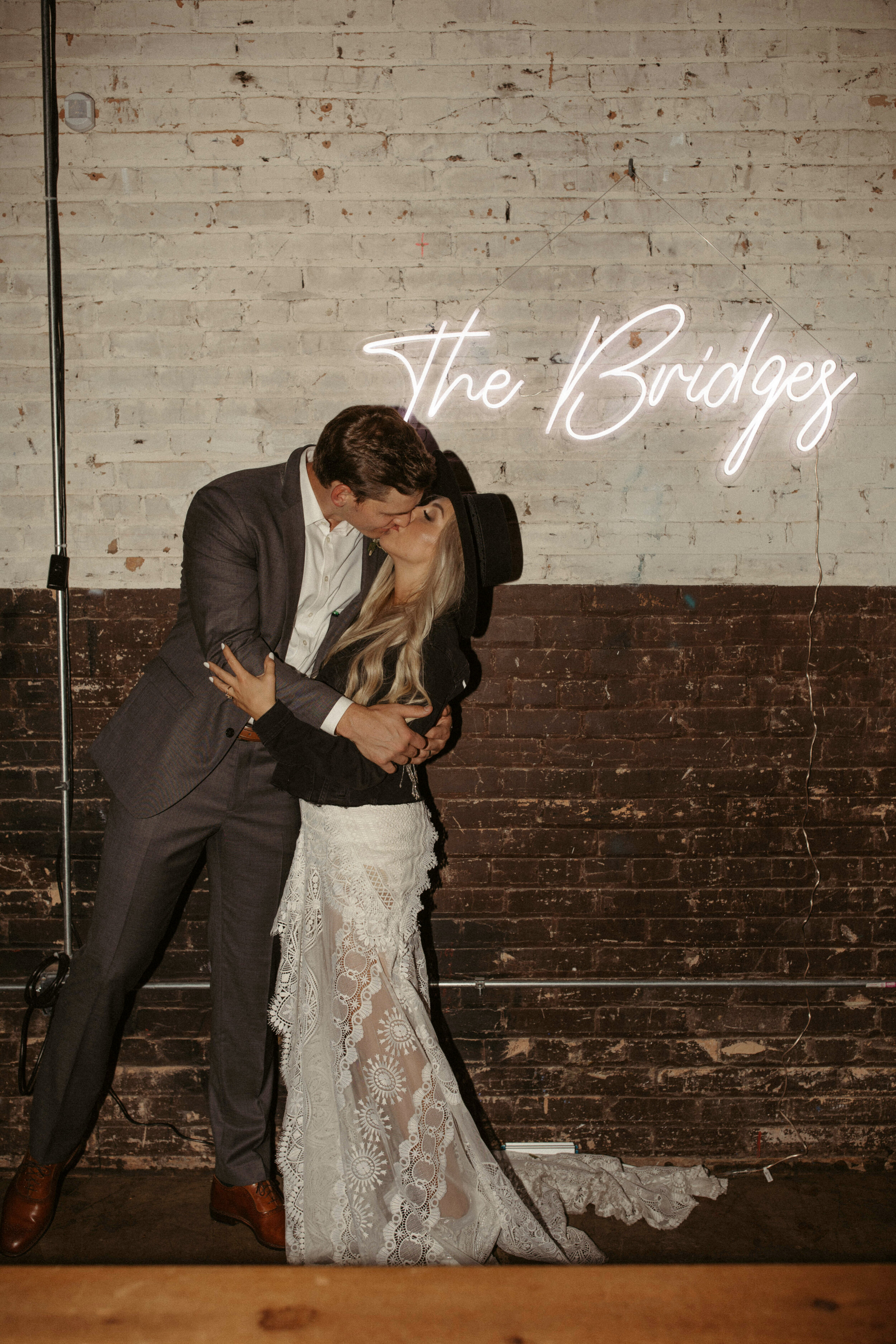 BridgesWedding_BrakeandClutchDallasTX_MadisonKatlinPhotography-10-215.jpg