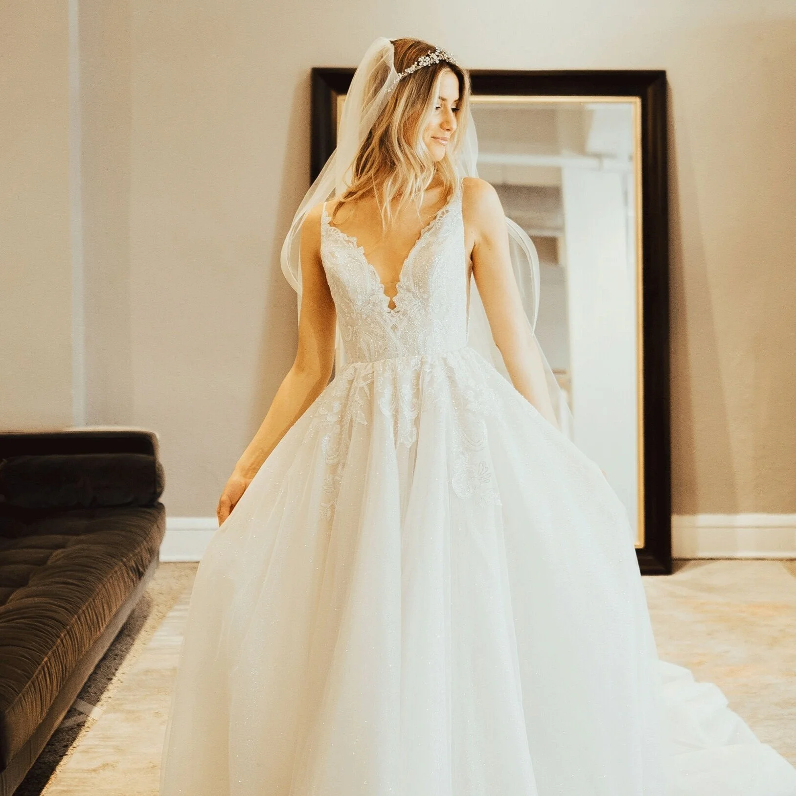 OUR FAVORITE HAYLEY PAIGE WEDDING DRESSES