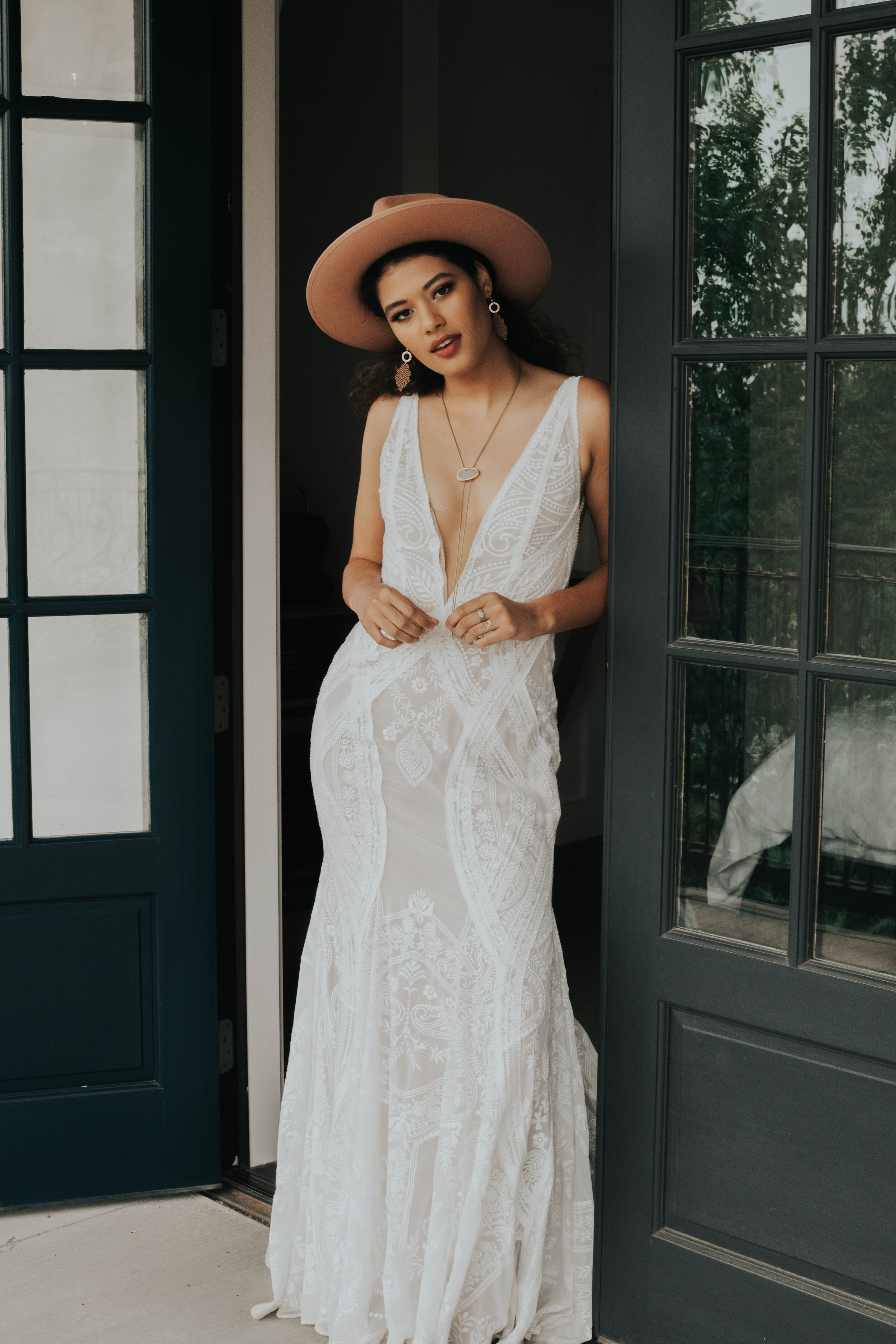  Bridal Rebel styled shoot at the Surf Hotel in Buena Vista, Colorado in Rue de Seine wedding dresses from a&amp;be denver bridal shop 