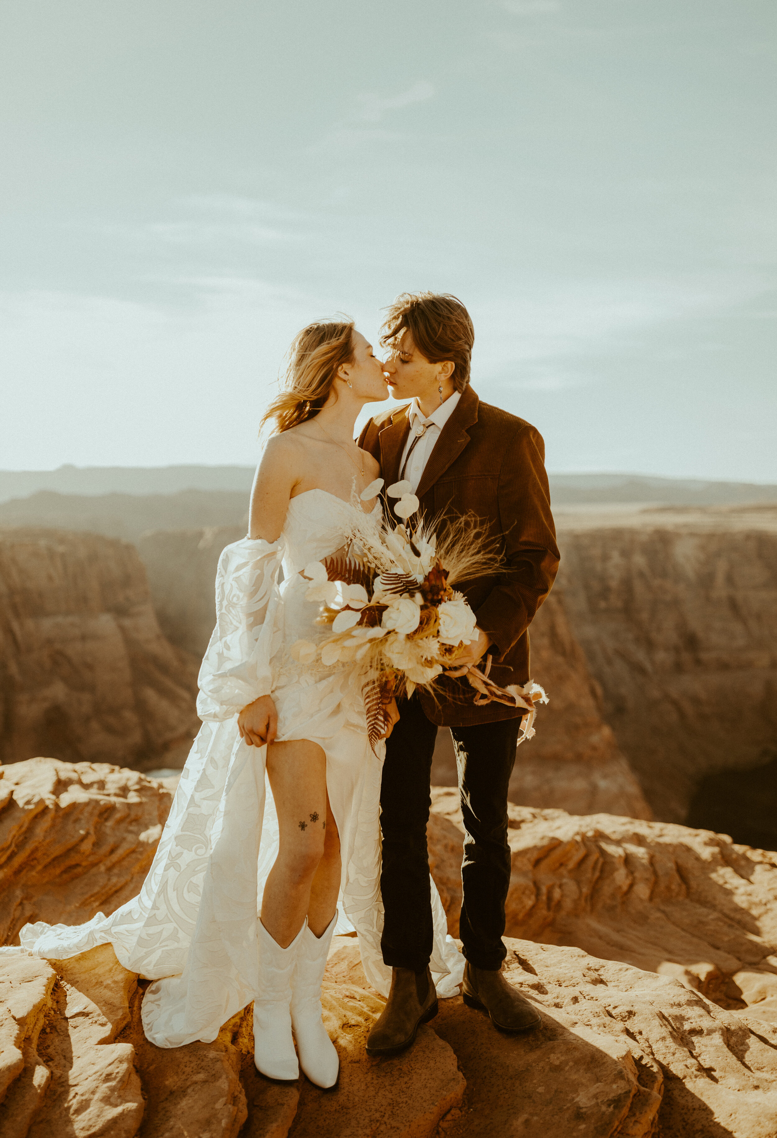  Horseshoe bend styled elopement wedding shoot in Rue de Seine Hayden gown photographed by Katie Bertagnolli 