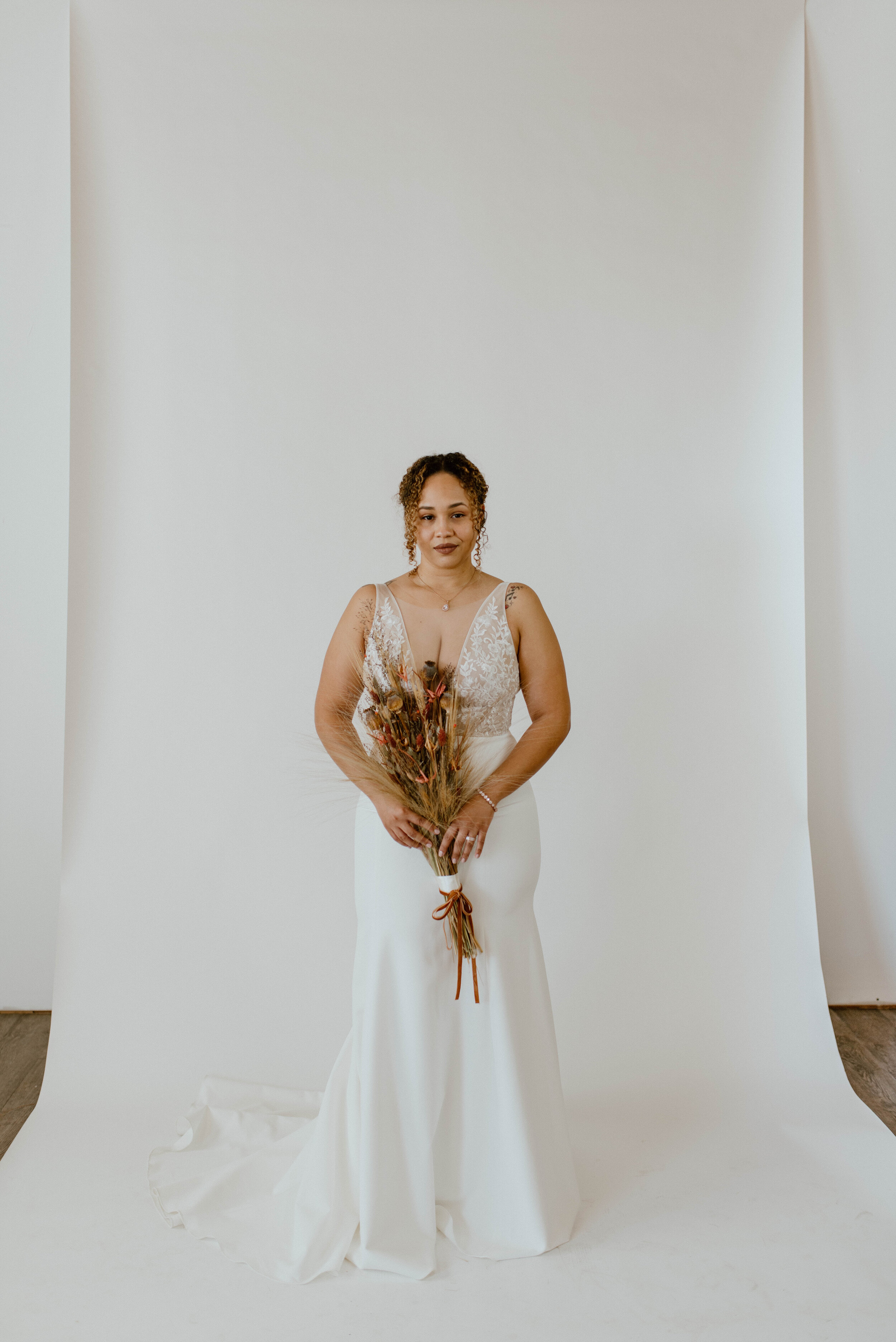  Arthouse Sacramento styled wedding shoot in Jenny Yoo Marnie, Callahan, and Harlow wedding dresses photographed by Eden B. Photography 