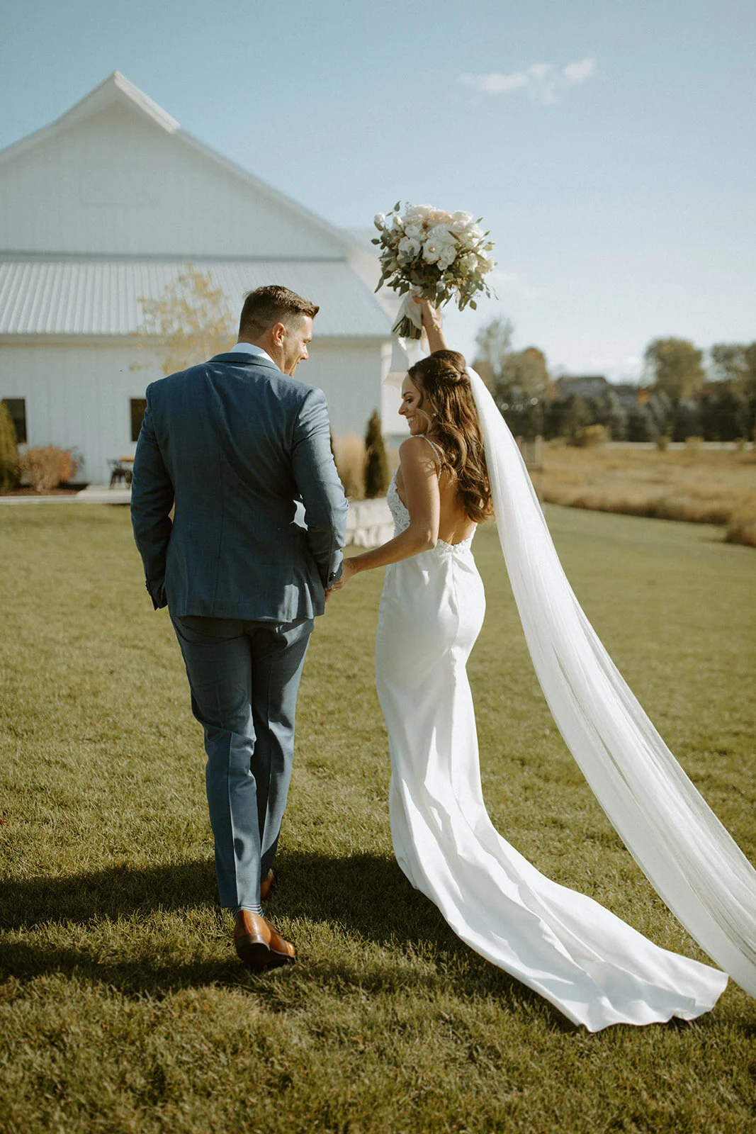 REAL WEDDING: NICOLE &amp; BLAKE :: FALL WEDDING IN MADE WITH LOVE GOWN