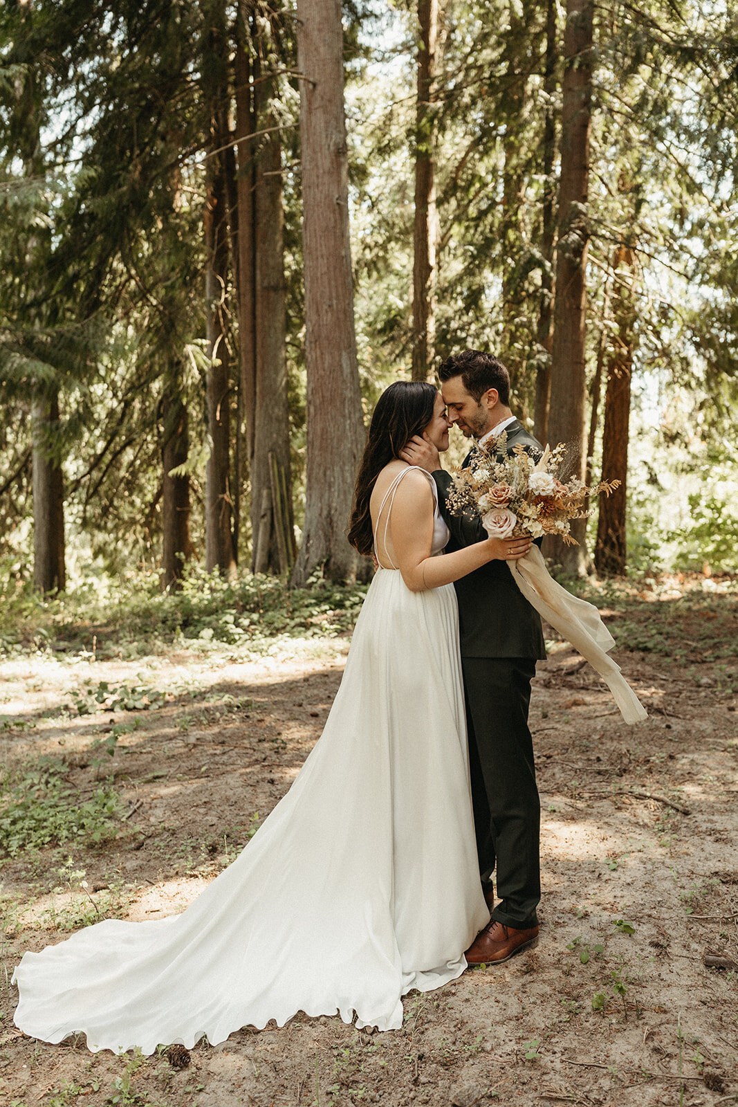 Alexandra-Grecco-Iris-Wedding-Dress-PJ-and-Sammy-08.jpg