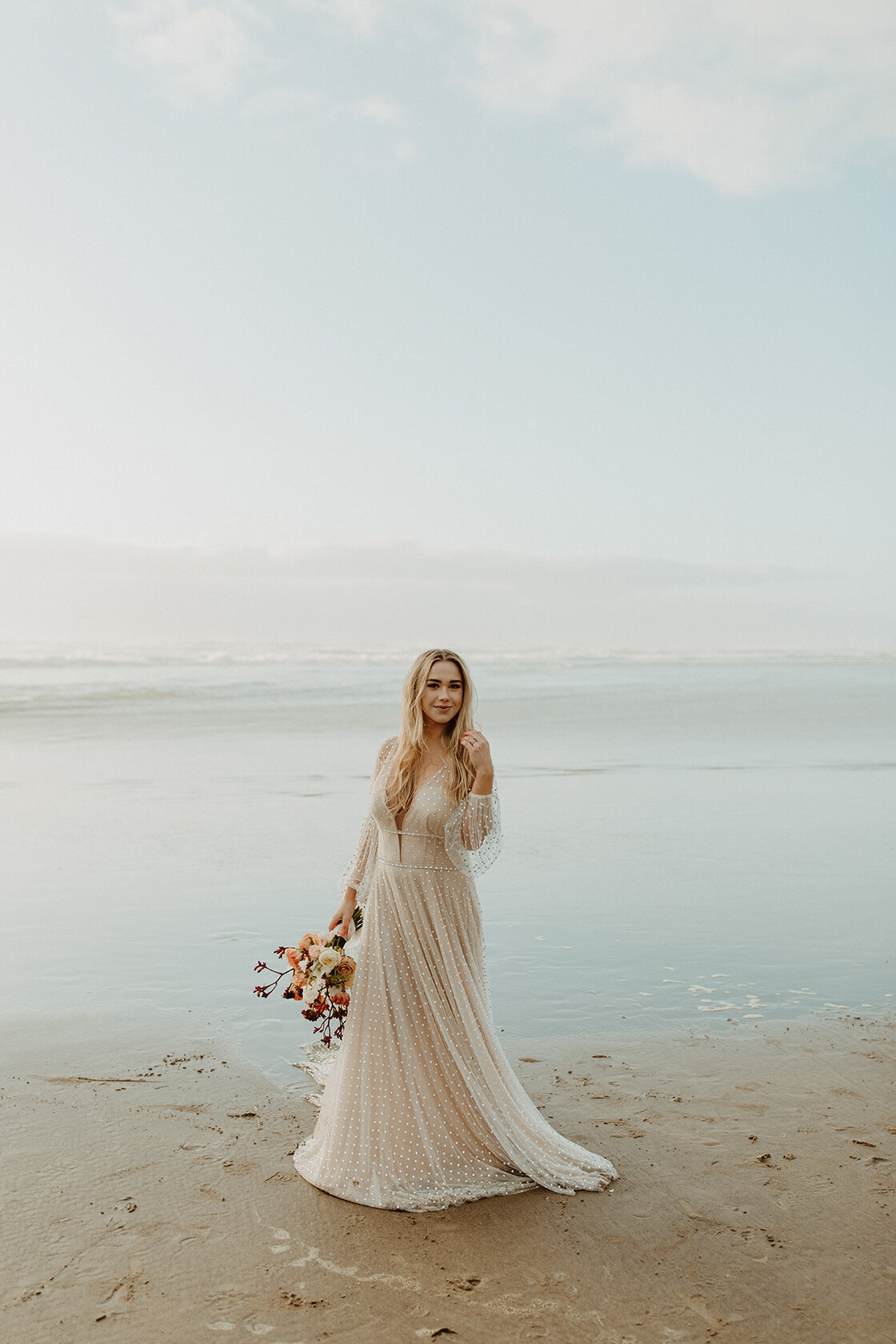 Lunella-Wedding-Gown-by-Willowby-Cannon-Beach-Elopement-16.jpg