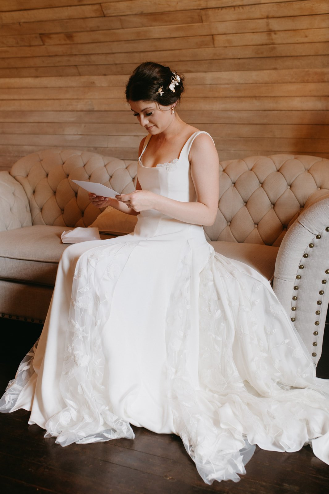 Alexandra-Grecco-Sienne-Wedding-Dress-Katy-and-Keegan-06.jpg