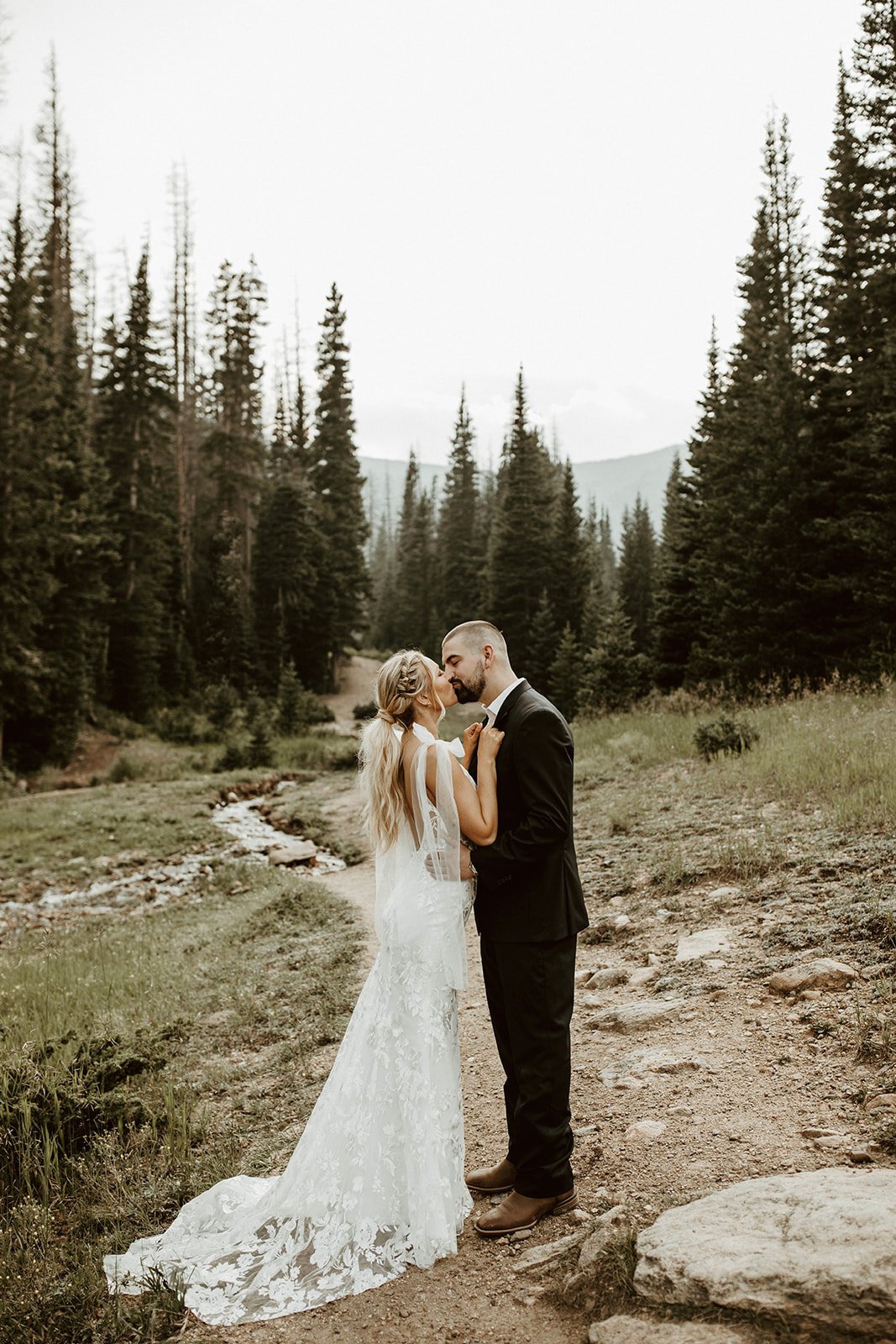 Made-With-Love-Elsie-Wedding-Dress-Rocky-Mountains-14.jpg