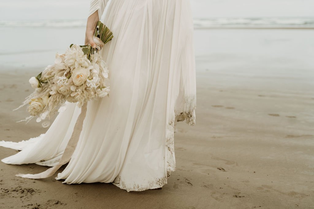 Wtoo-Miles-Wedding-Dress-Cannon-Beach-Elopement-10.jpg