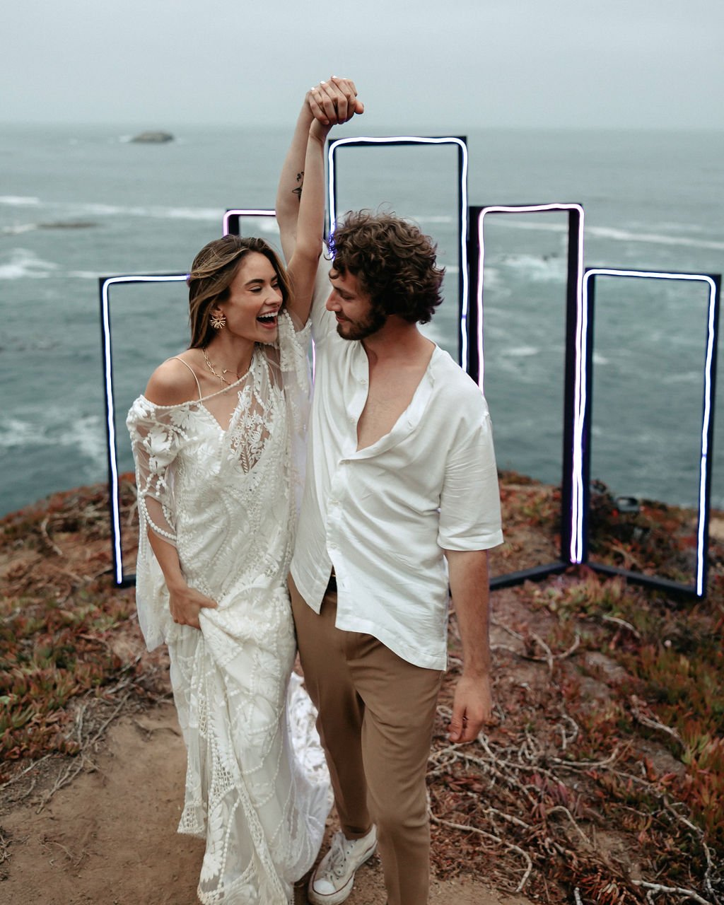 Rue-de-Seine-Gaia-Wedding-Dress-Big-Sur-Elopement-12.jpg