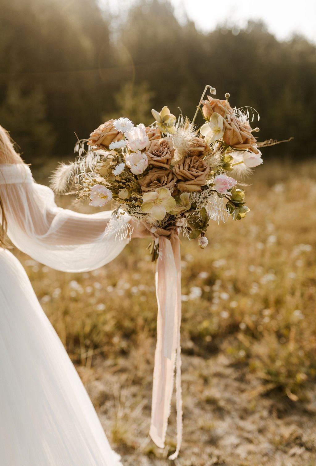 Alena-Leena-Armeria-Wedding-Dress-Truckee-16.jpg