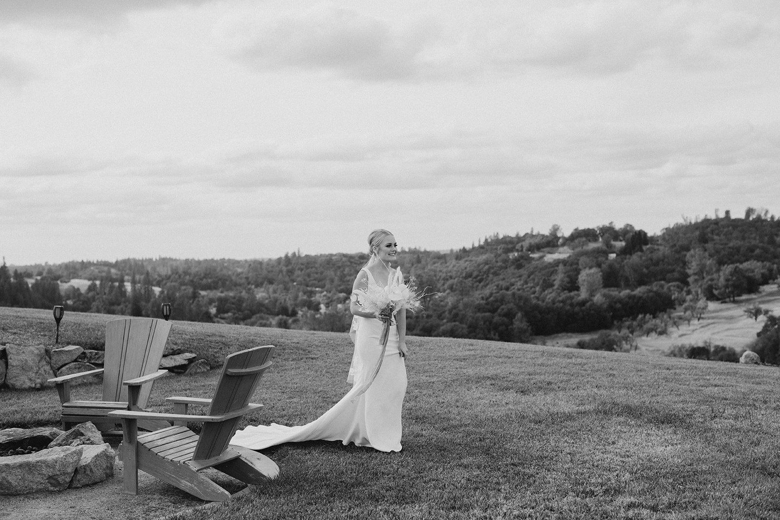 Alysssa-Kristin-Sydney-Wedding-Dress-Heidi-and-Josue-07.jpg