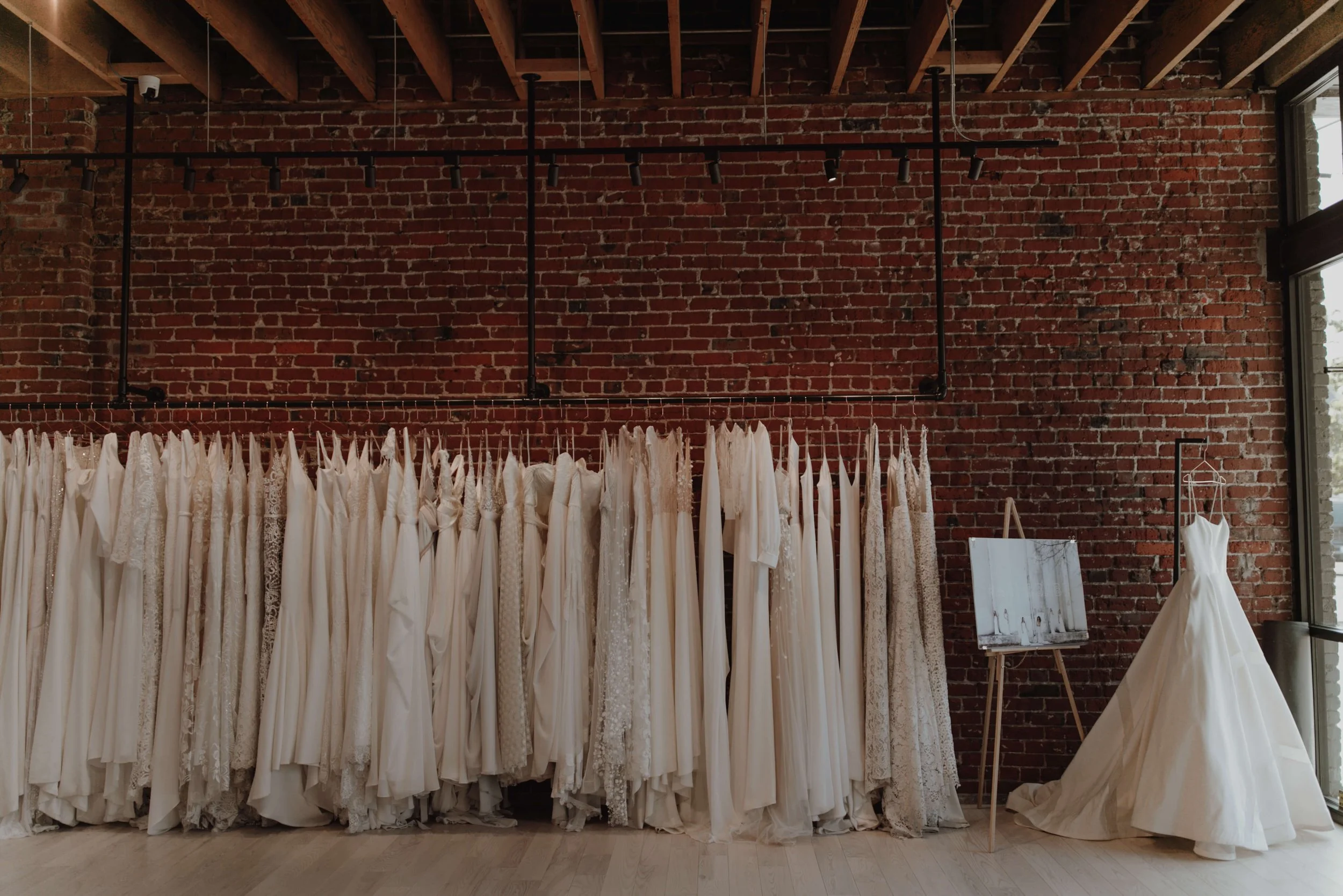 Portland, OR Bridal Shop Near Me｜a&bé bridal shop