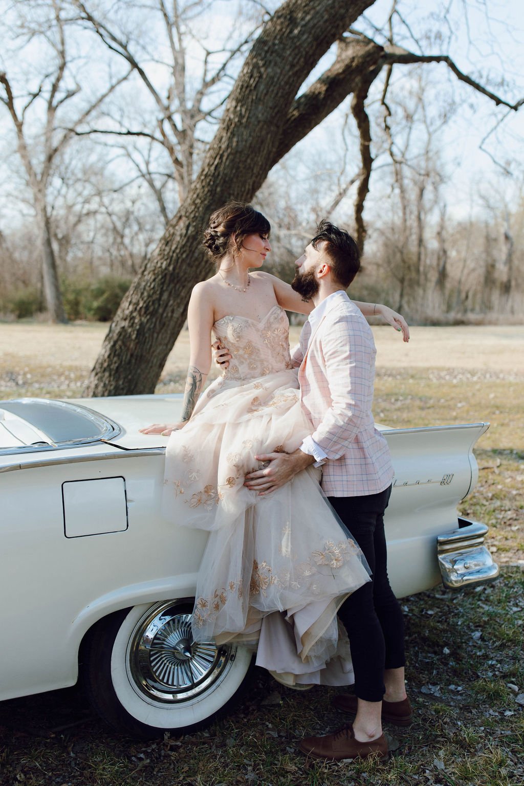 WIllowby-Waverly-Wedding-Dress-Kaitlin-Hays-Photography-06.jpg