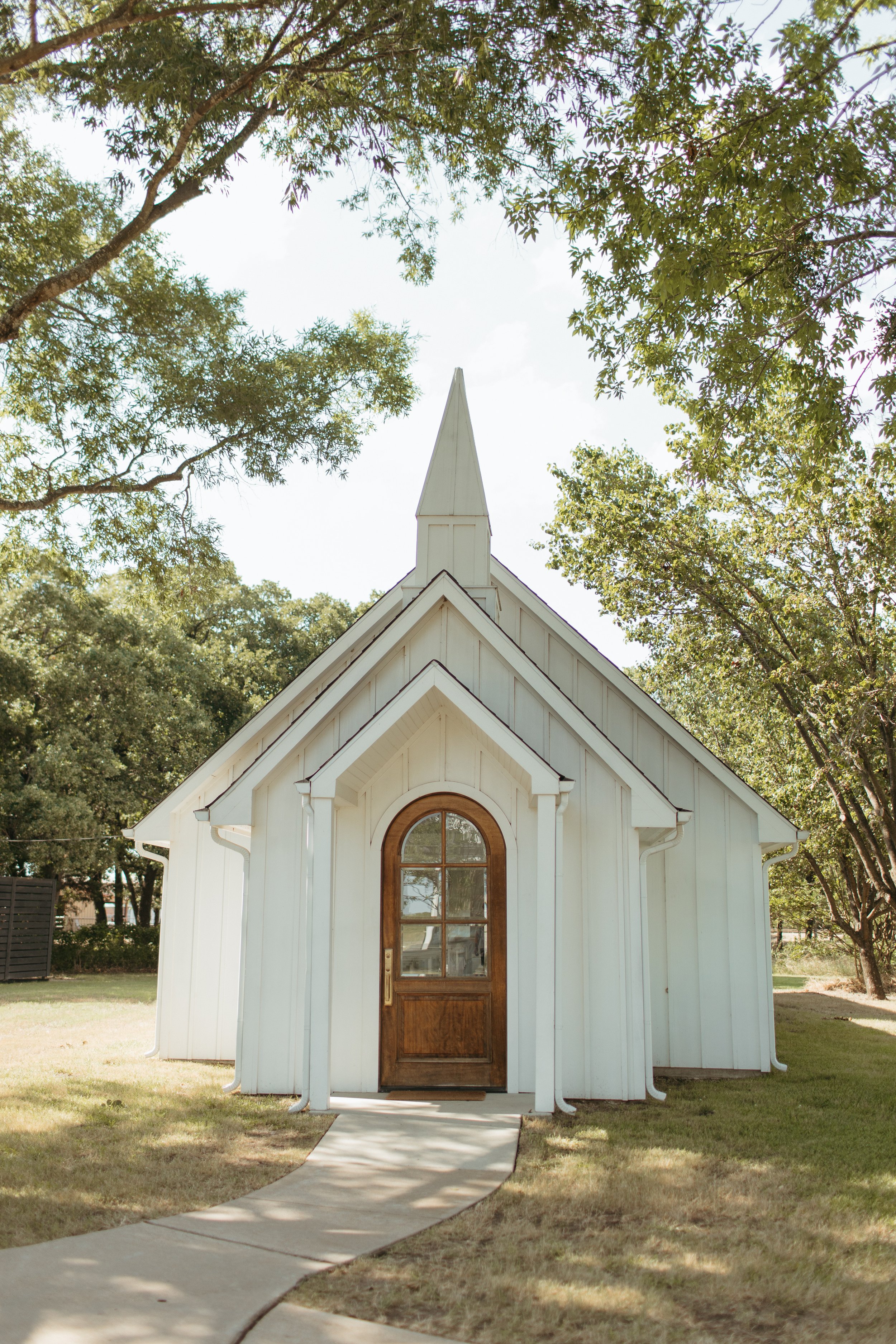 the emerson wedding venue designed by leanne ford featured in this styled shoot with an a&amp;be wedding dress by alyssa kristin