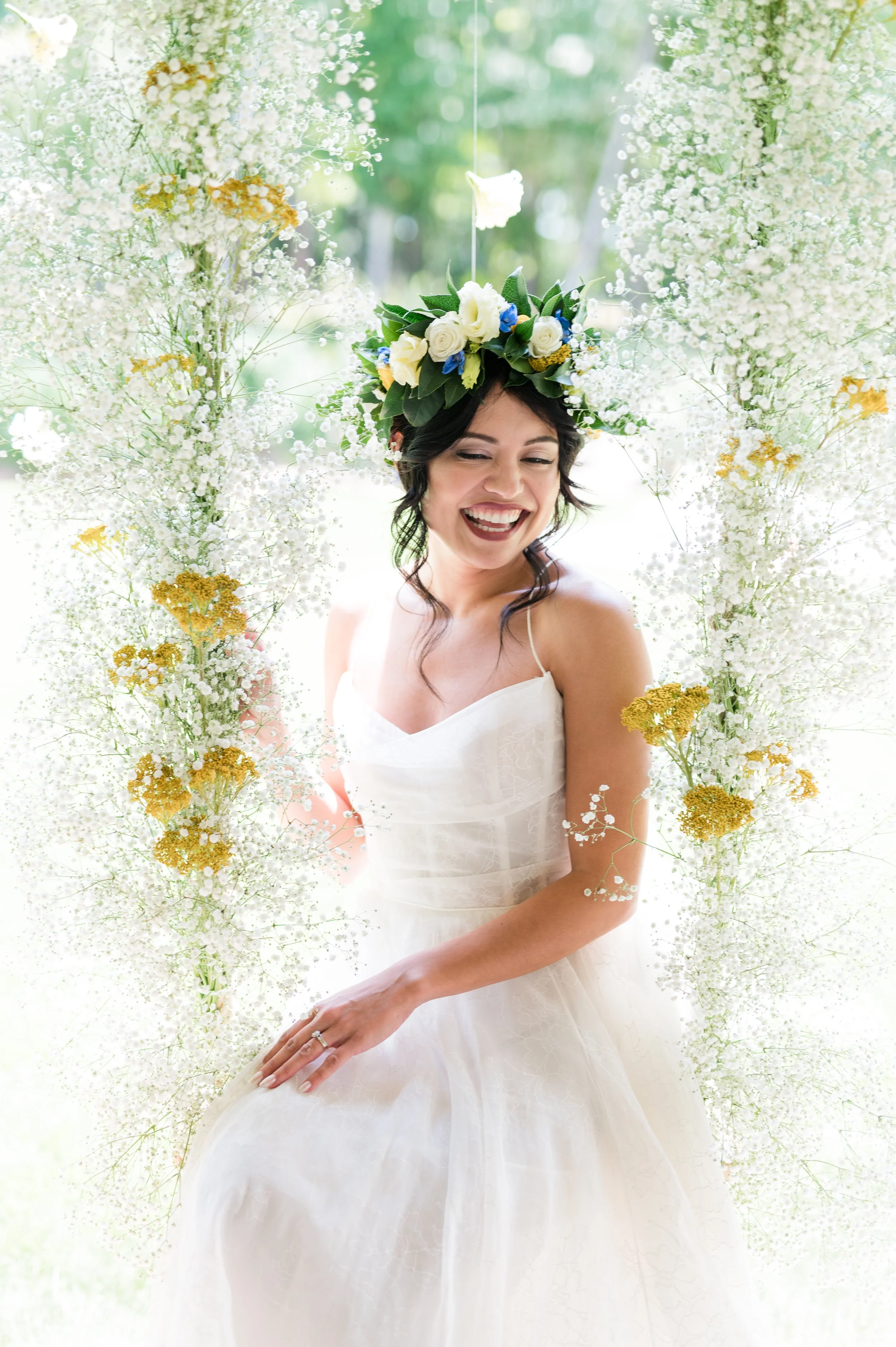 BARN WEDDING INSPIRATION FEATURING A&BÉ RALEIGH WEDDING DRESSES