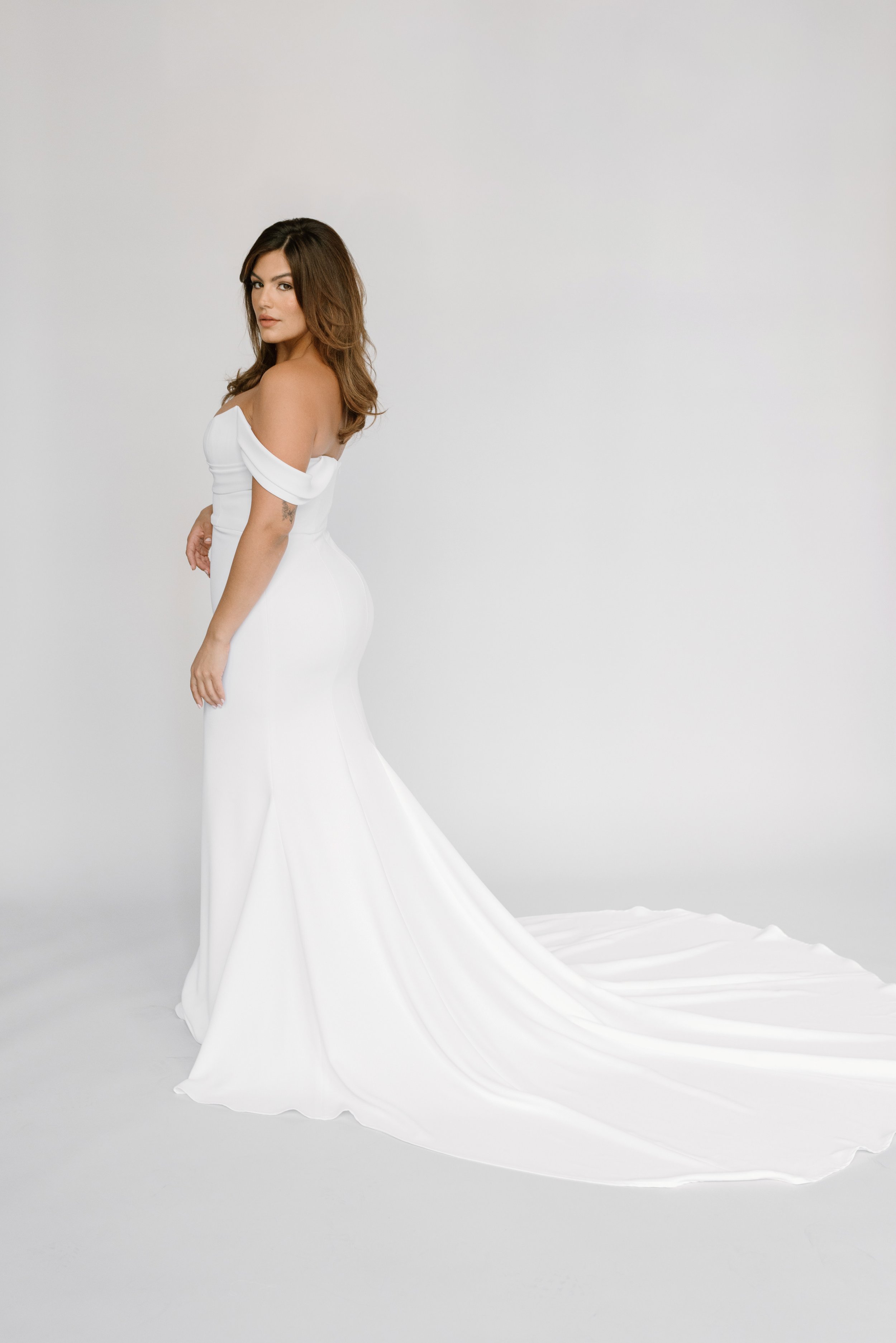bianca-alyssa-kristin-wedding-dress-10.jpg