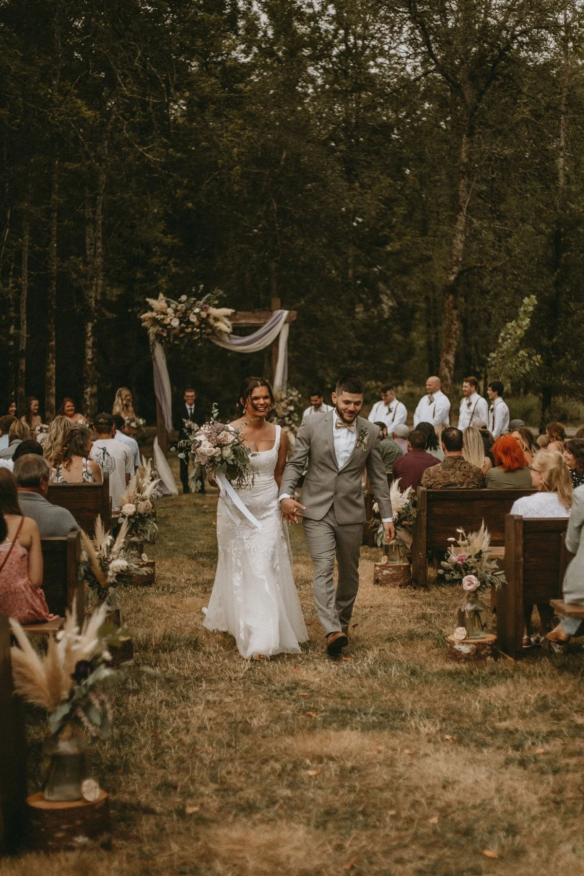 WEDDING TIMELINE IDEAS TO KEEP YOUR DAY RUNNING SMOOTHLY