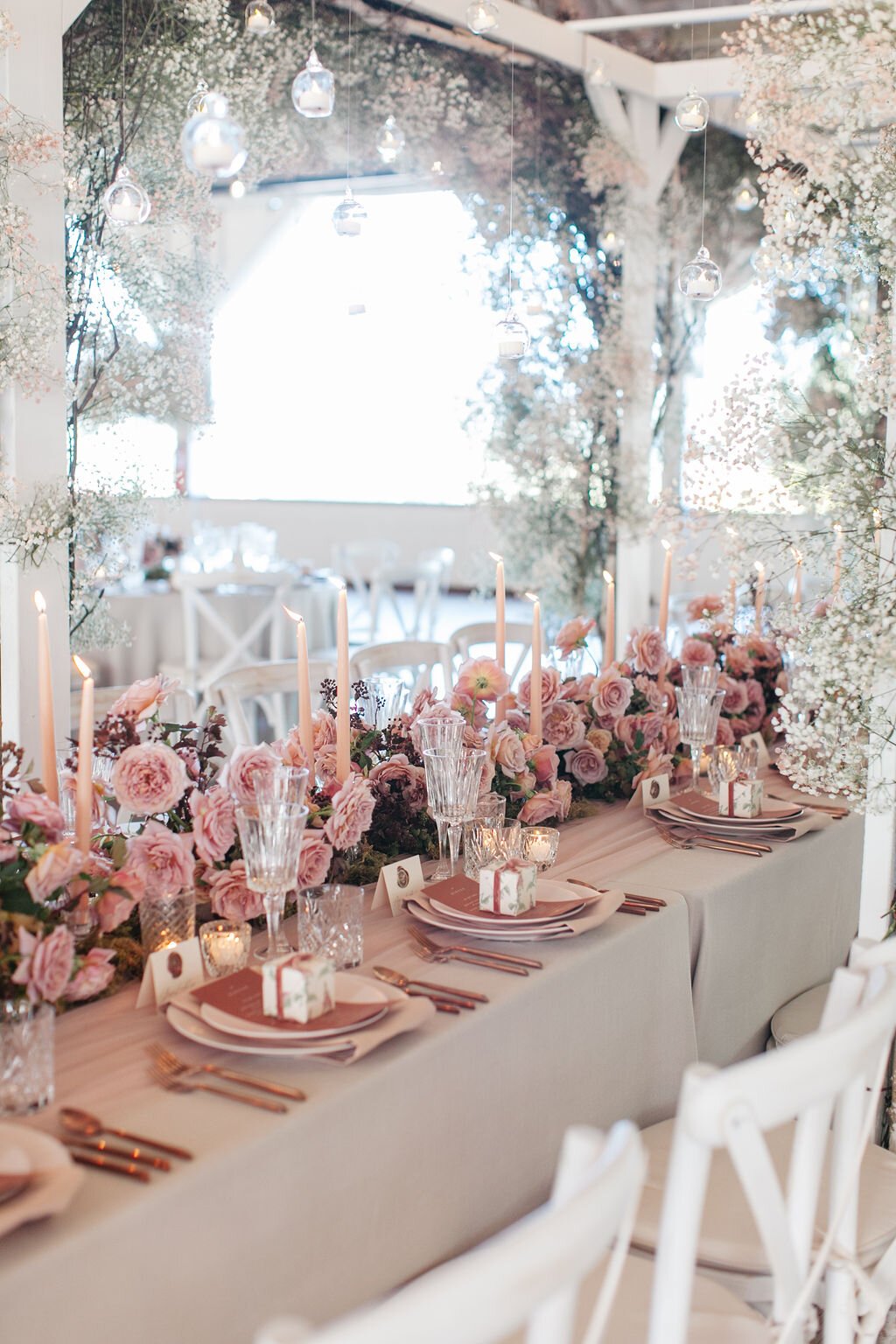 TOP THREE ENCHANTING WEDDING RECEPTION THEMES TO CHOOSE FROM