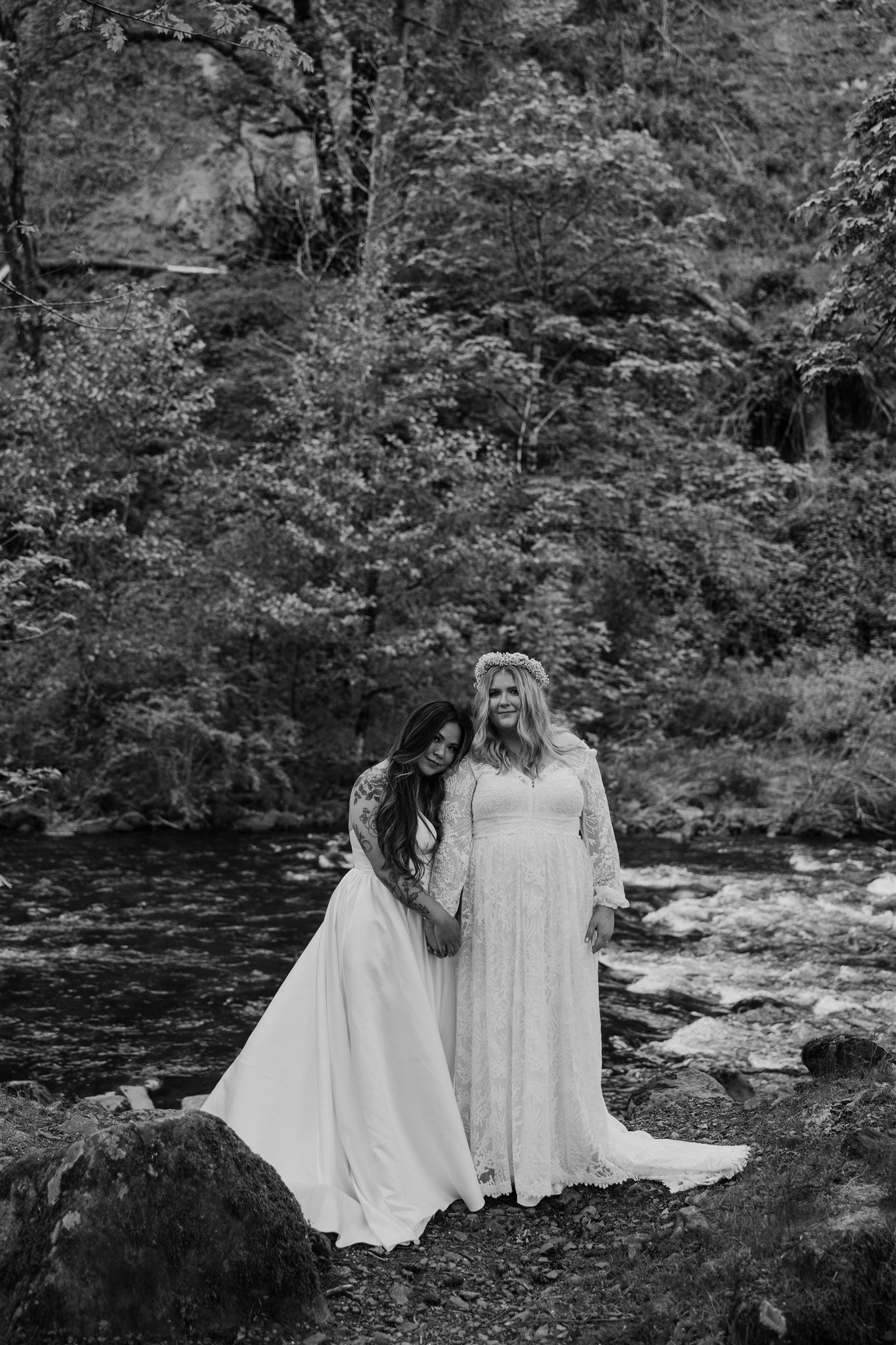 Aquarius-by-Vagabond-Wedding-Dress-Portland-Oregon-04.jpg