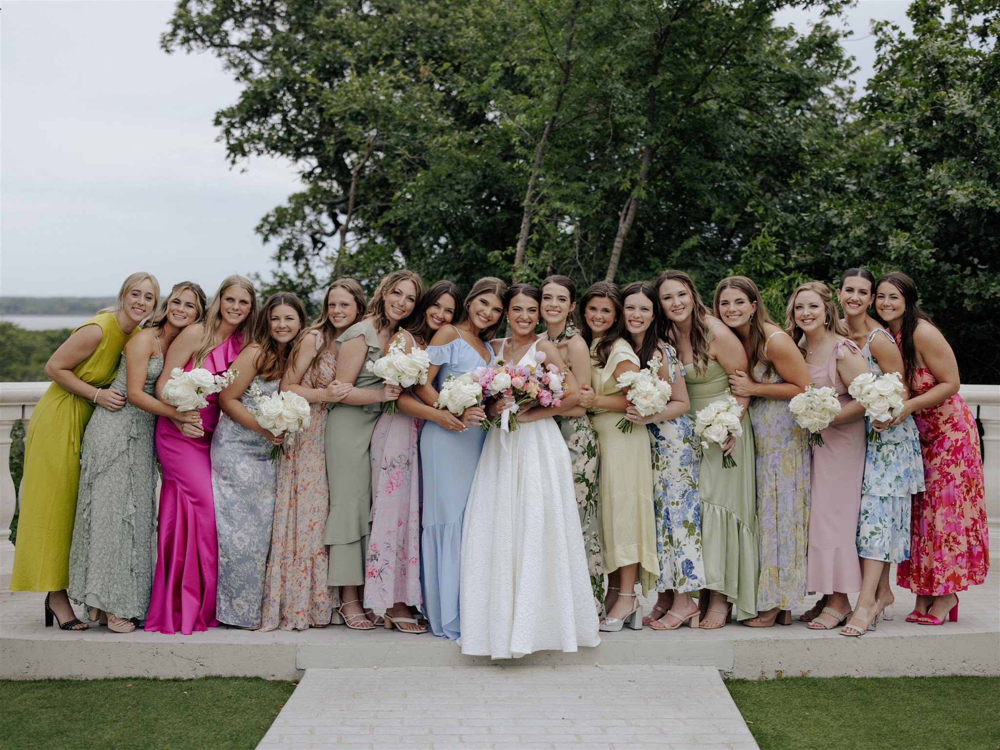 Truvelle-Georgia-Wedding-Dress-Hillside-Estate-Texas-08.jpg