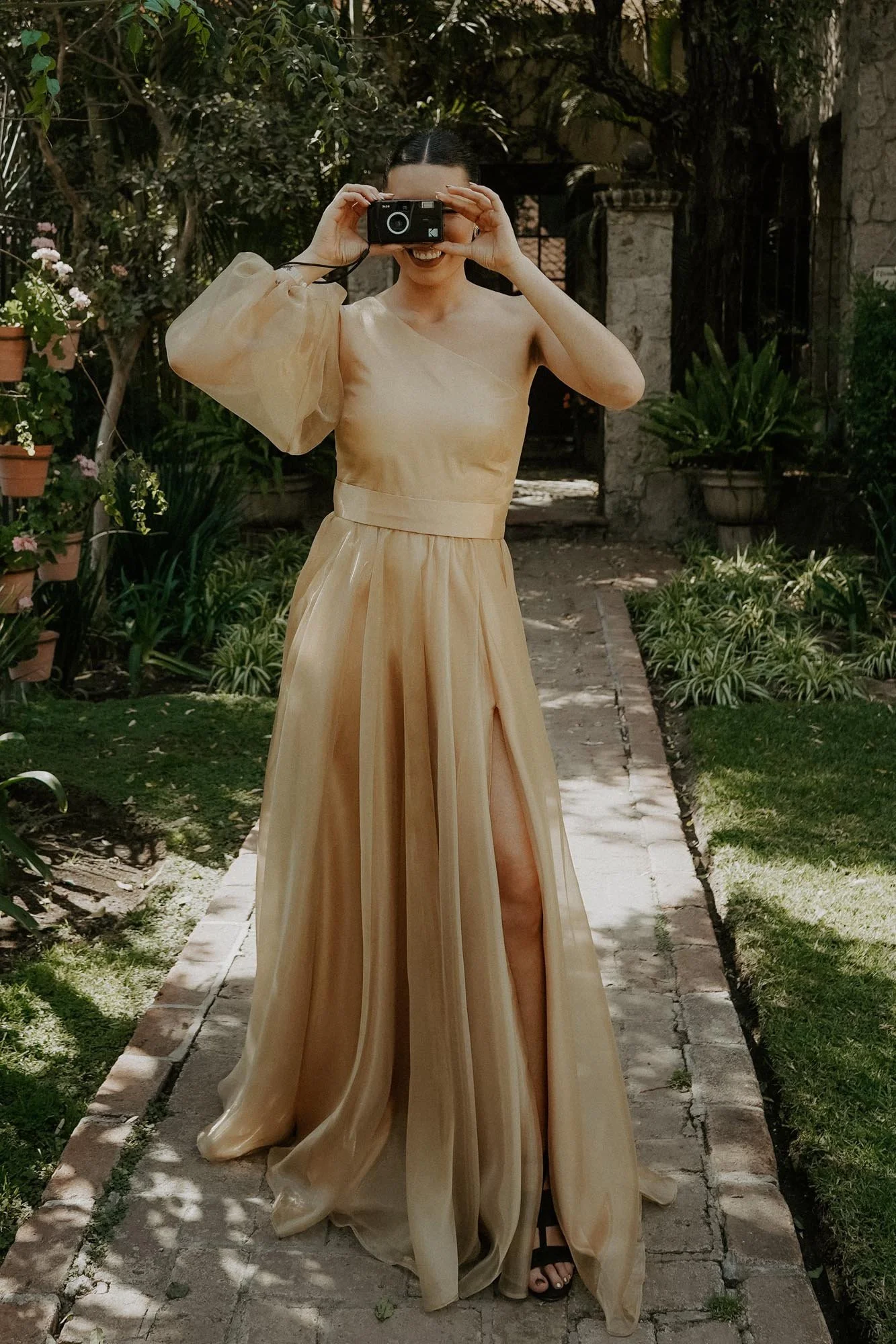 WHAT TO WEAR TO A WEDDING AS A GUEST